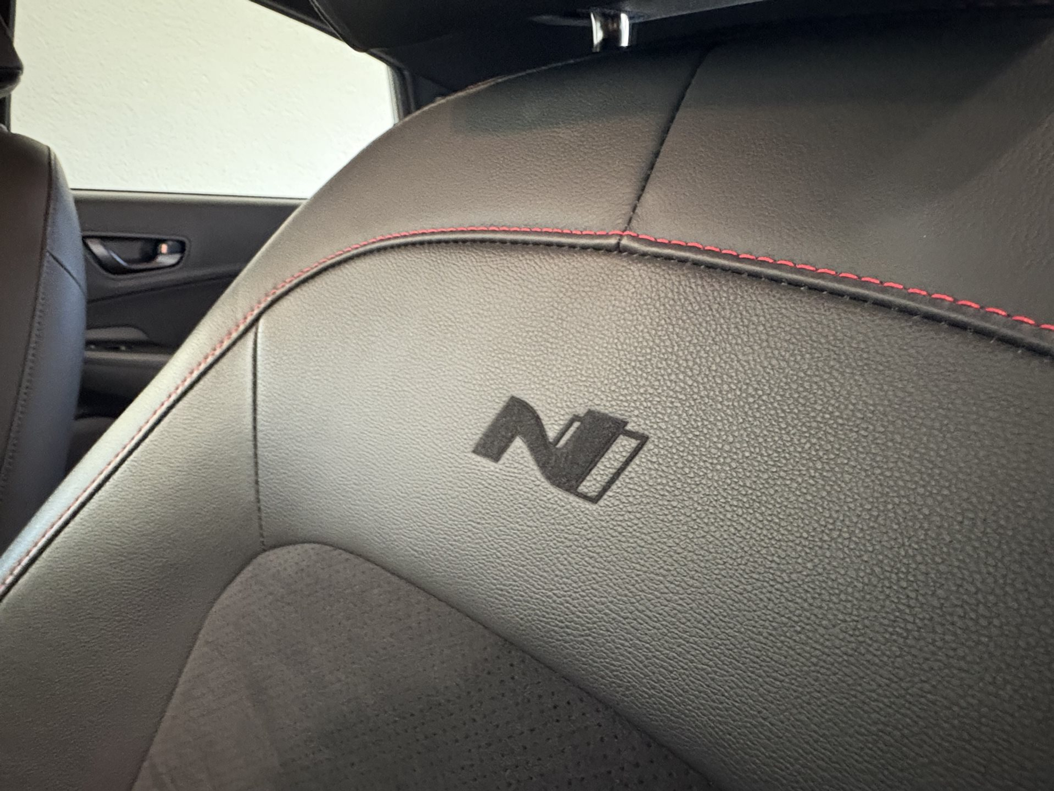 listing desktop thumbnail image 23