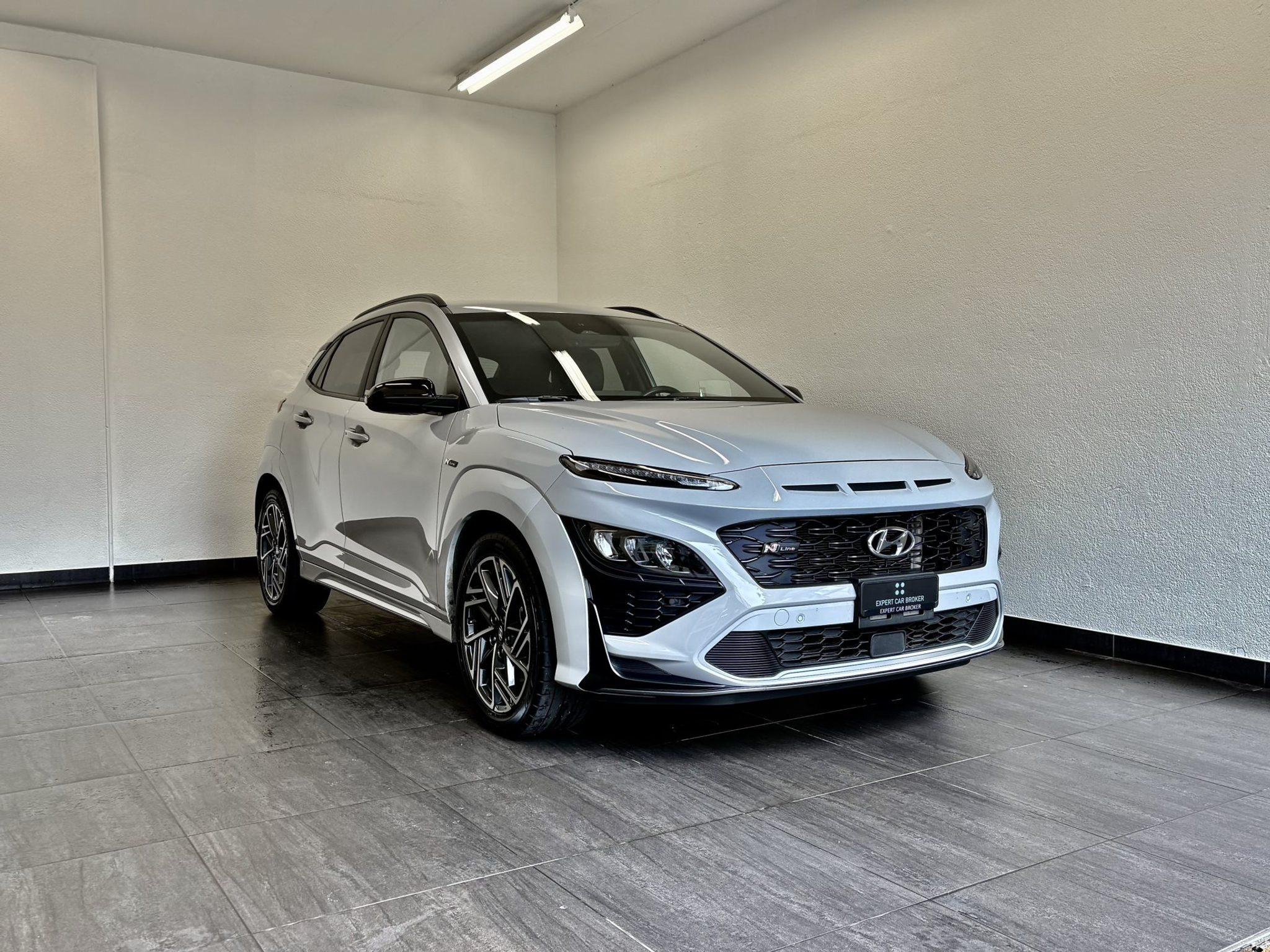 listing desktop thumbnail image 1