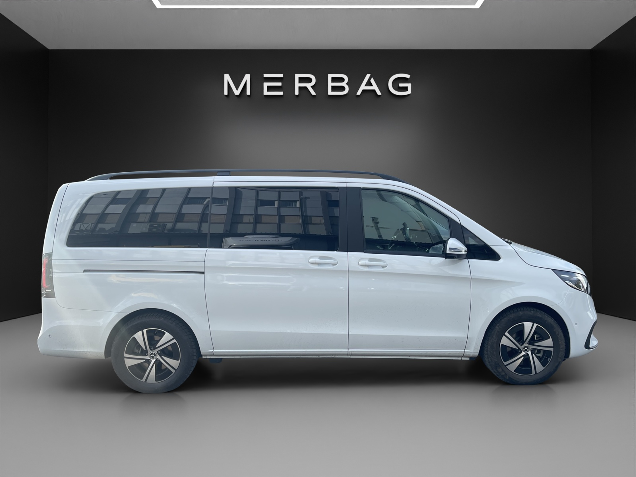 listing desktop thumbnail image 6