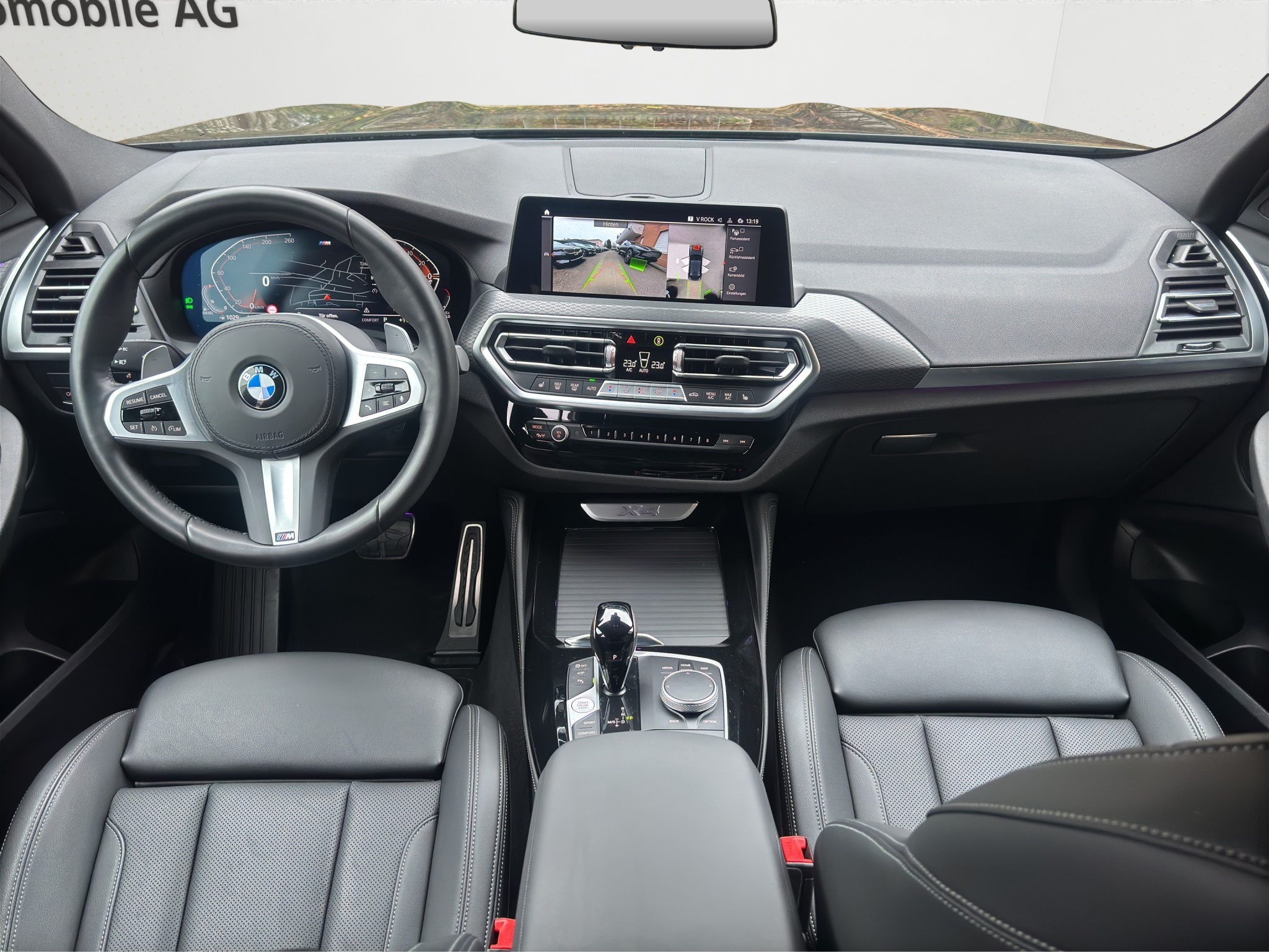 listing desktop thumbnail image 9