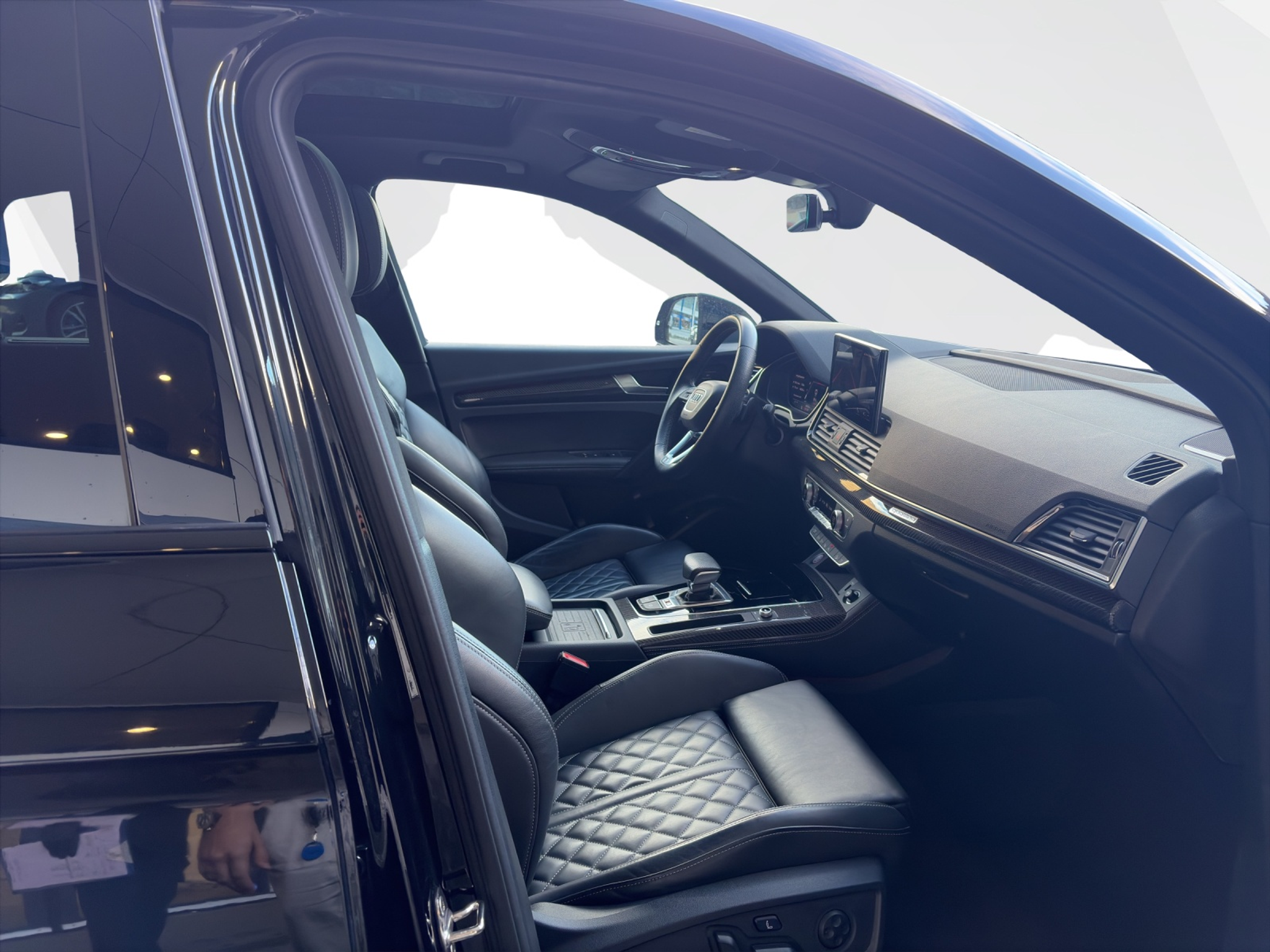 listing desktop thumbnail image 14