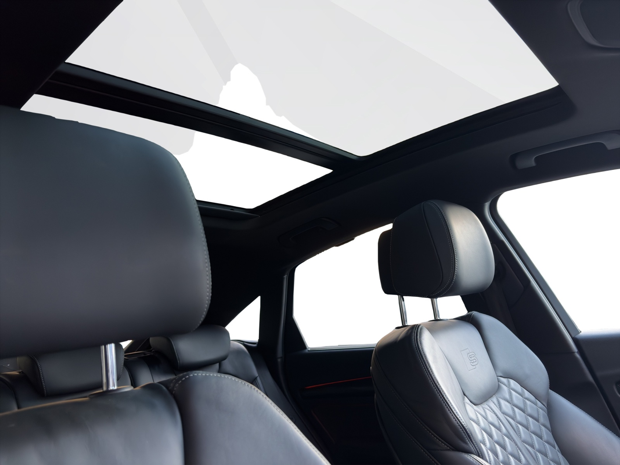 listing desktop thumbnail image 15