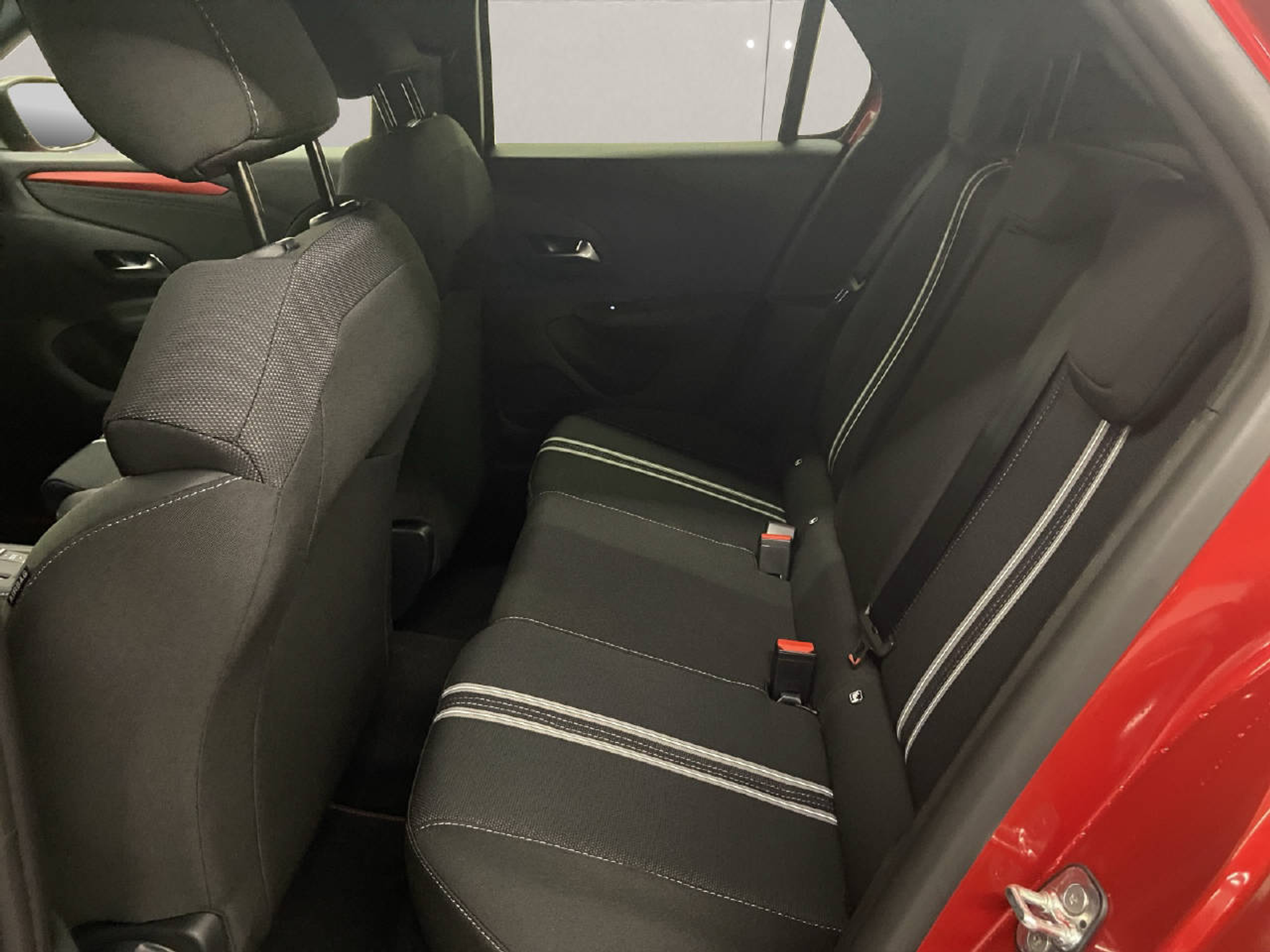 listing desktop thumbnail image 10