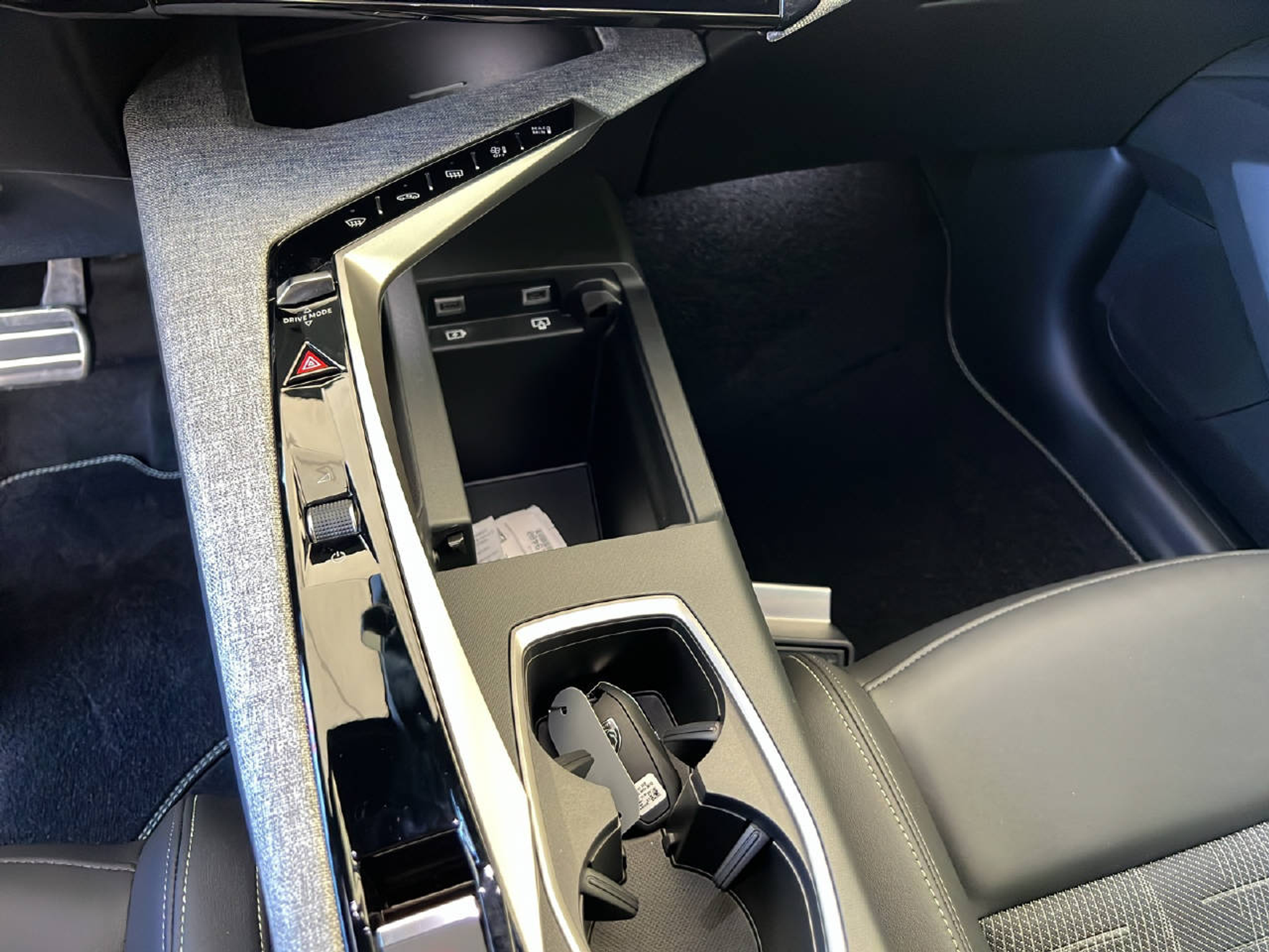 listing desktop thumbnail image 16