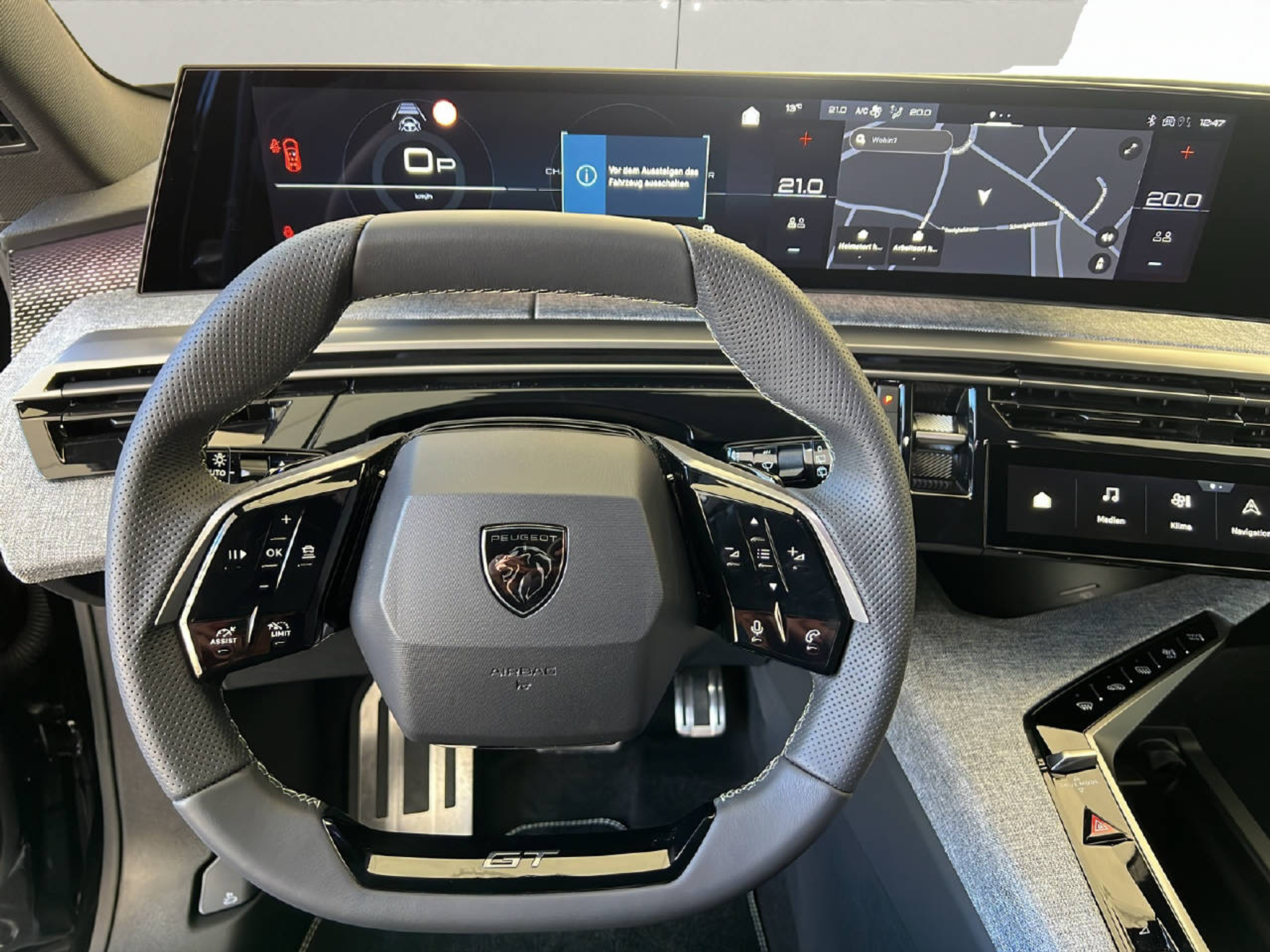 listing desktop thumbnail image 12