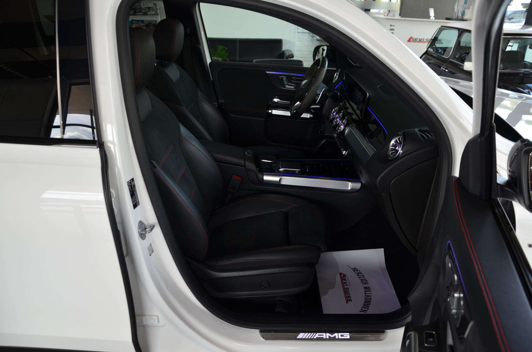 listing desktop thumbnail image 13