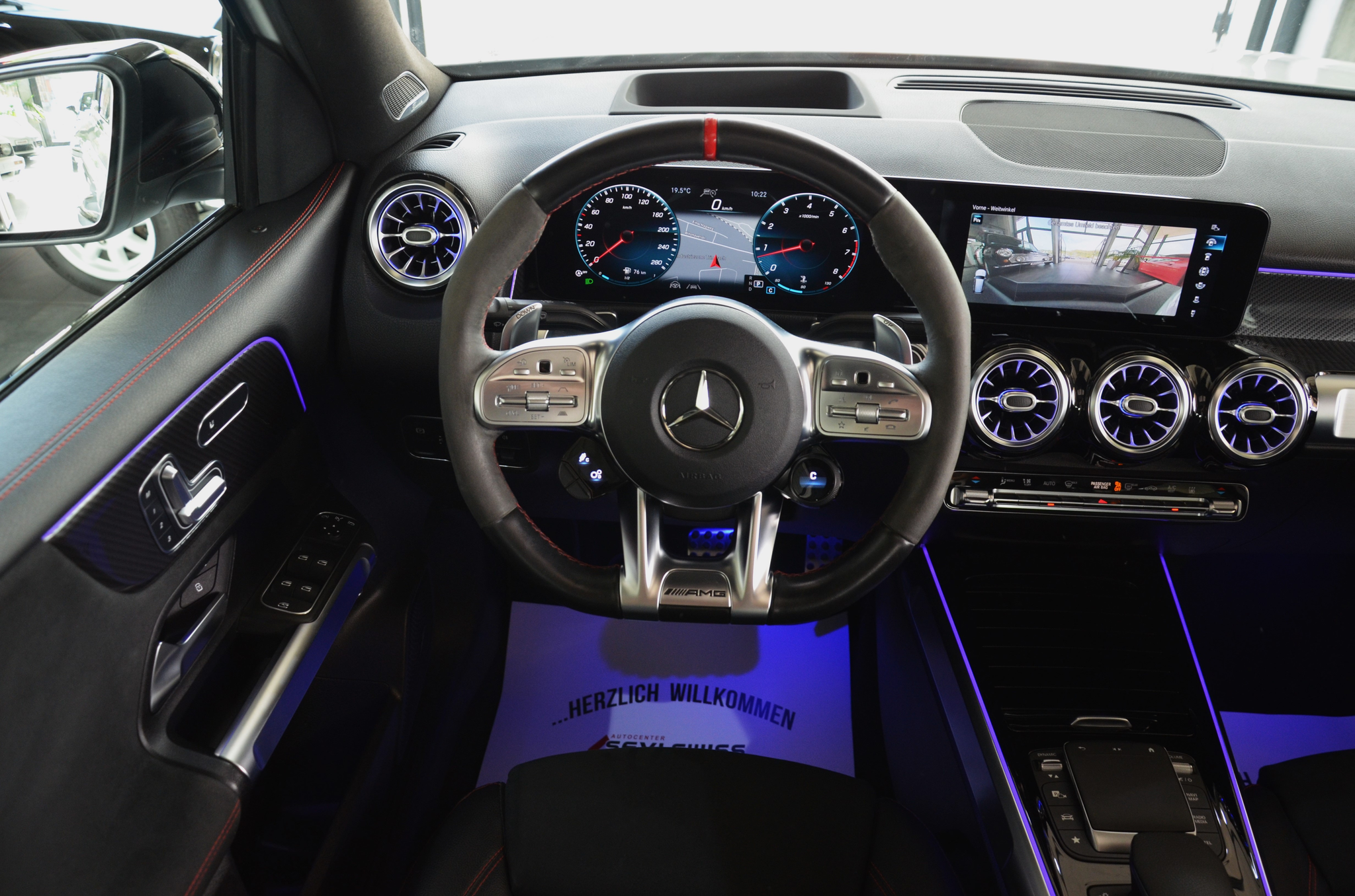 listing desktop thumbnail image 11