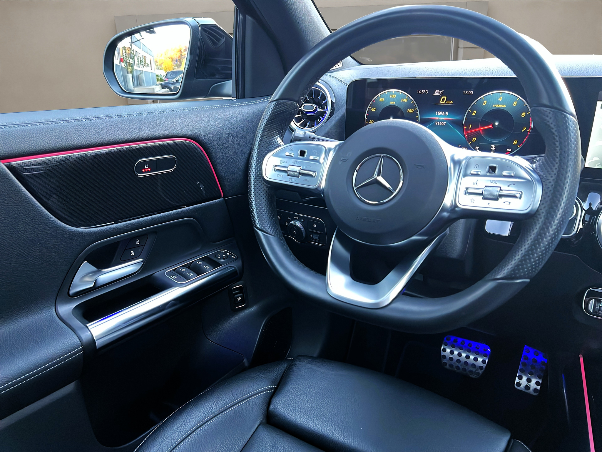 listing desktop thumbnail image 13