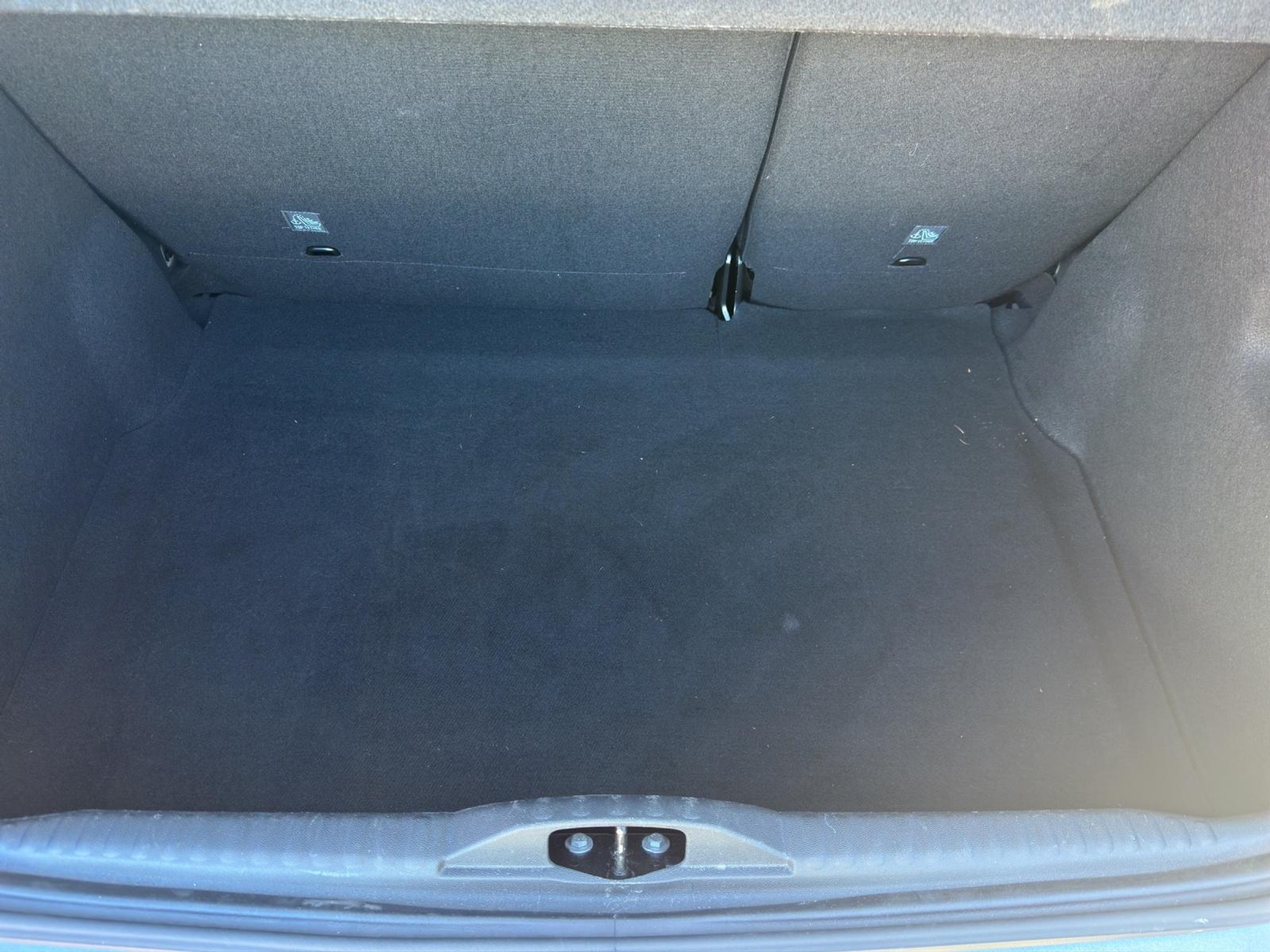 listing desktop thumbnail image 14