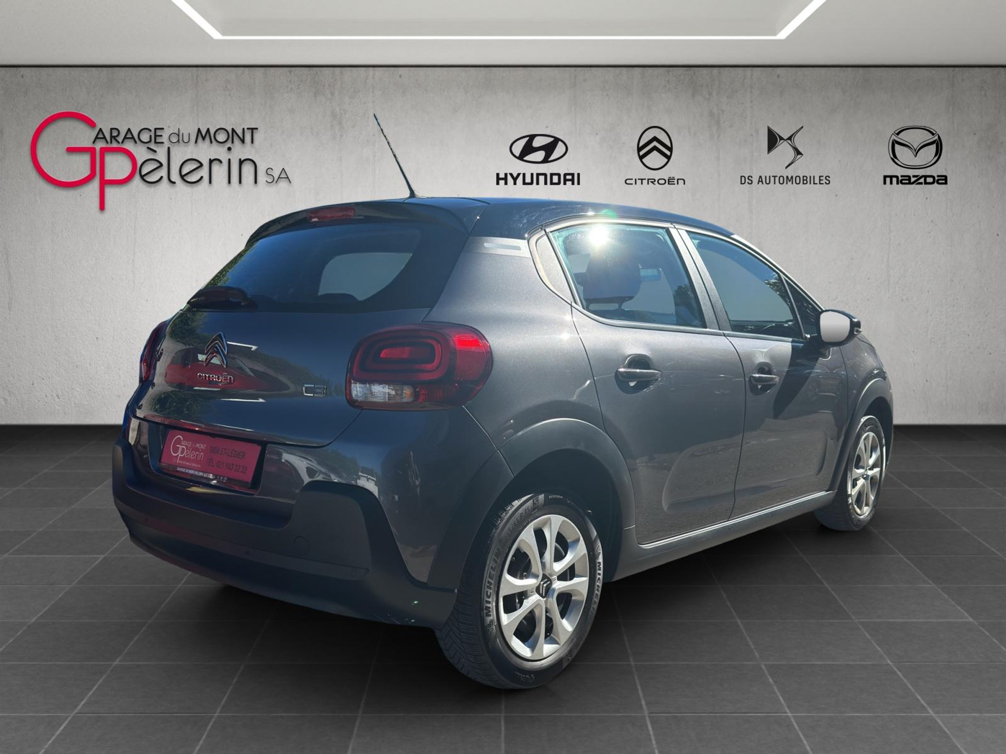 listing desktop thumbnail image 3