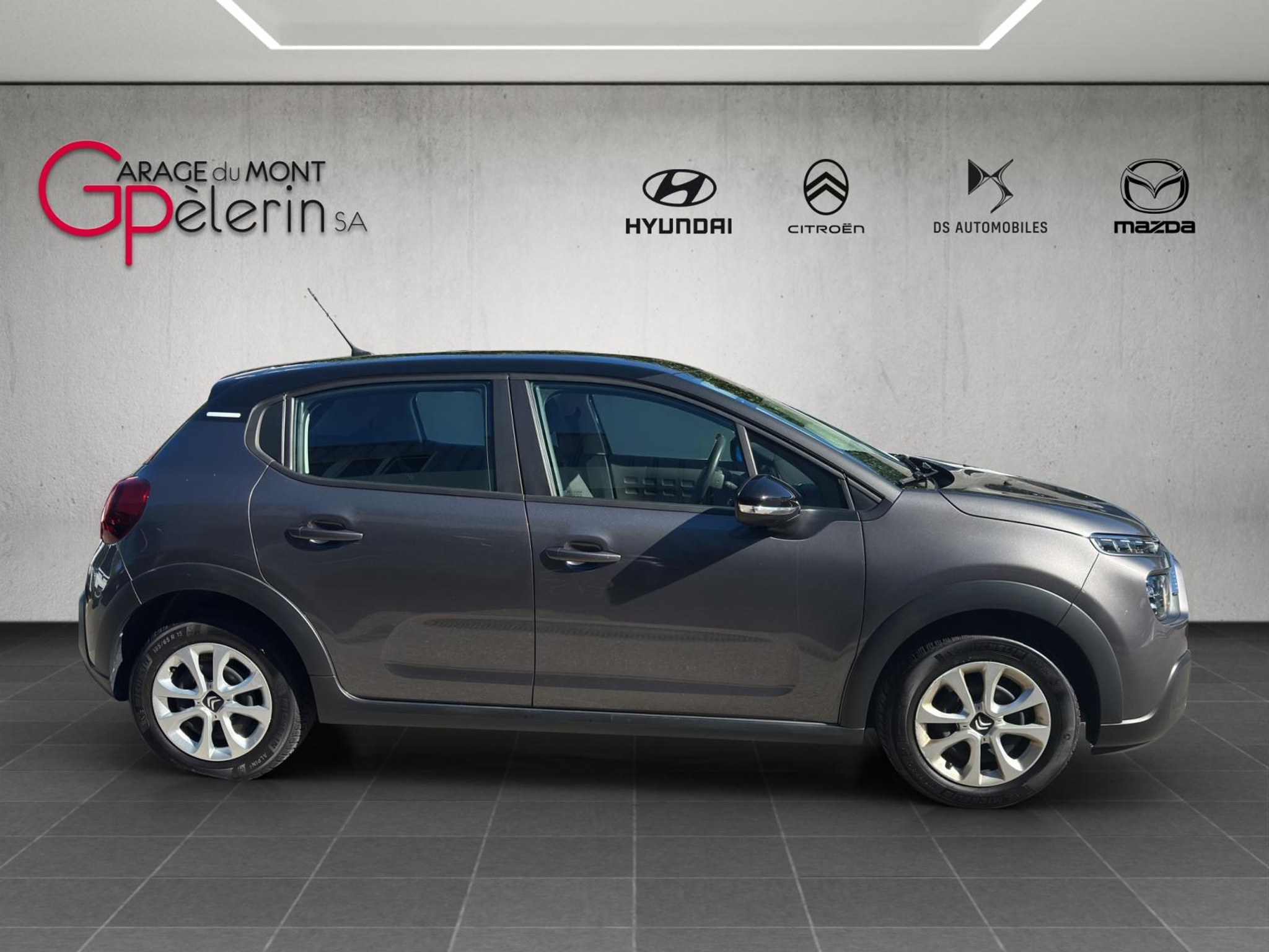 listing desktop thumbnail image 4