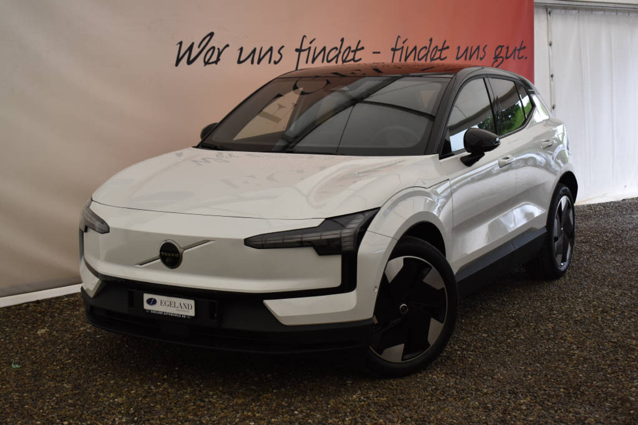 listing desktop thumbnail image 1