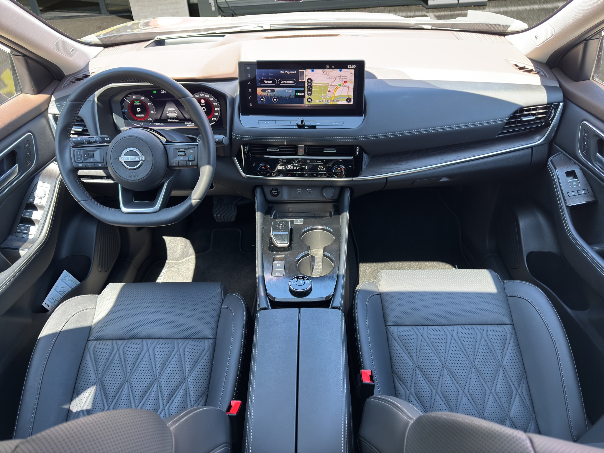 listing desktop thumbnail image 11