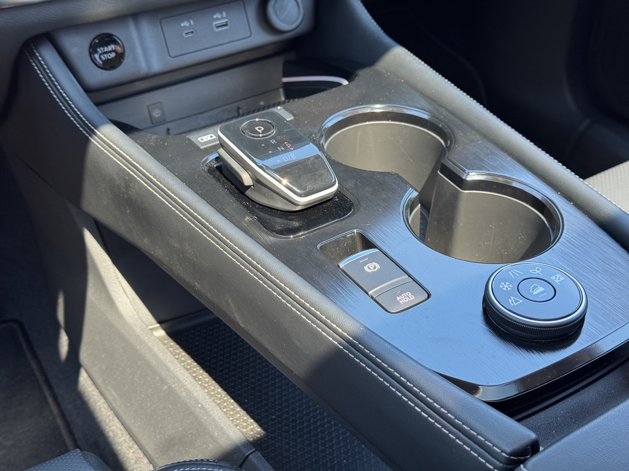 listing desktop thumbnail image 12