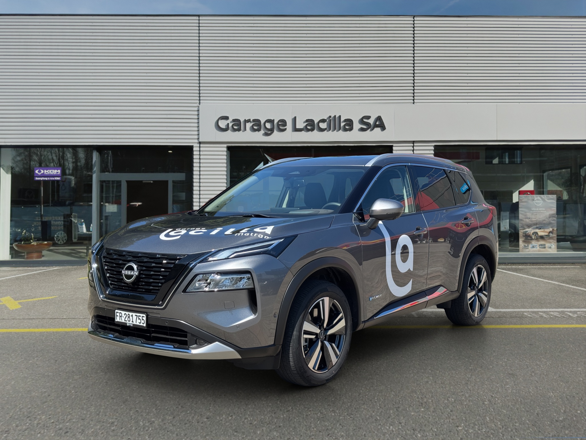 listing desktop thumbnail image 2