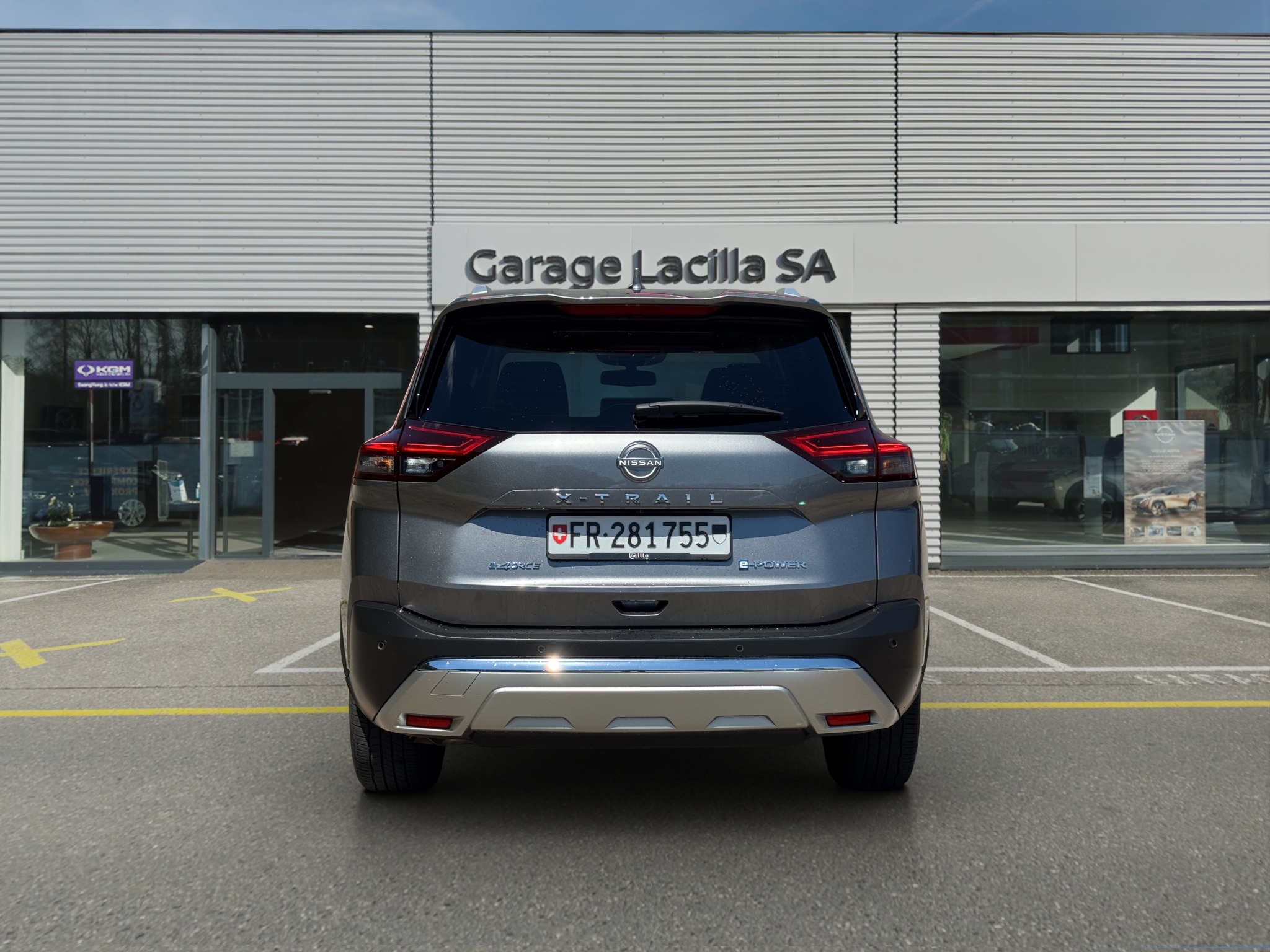 listing desktop thumbnail image 5