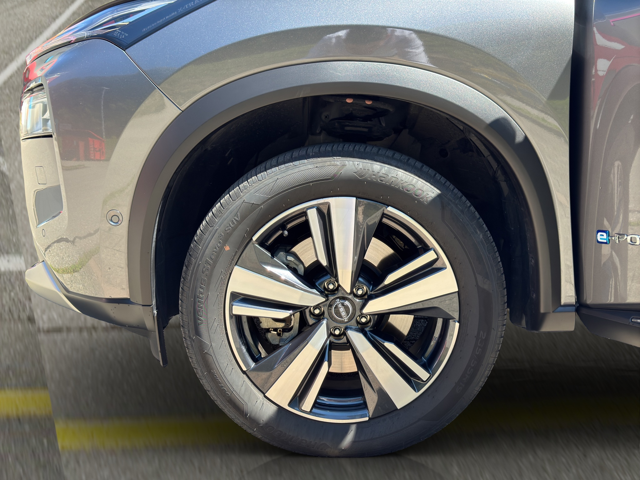 listing desktop thumbnail image 17