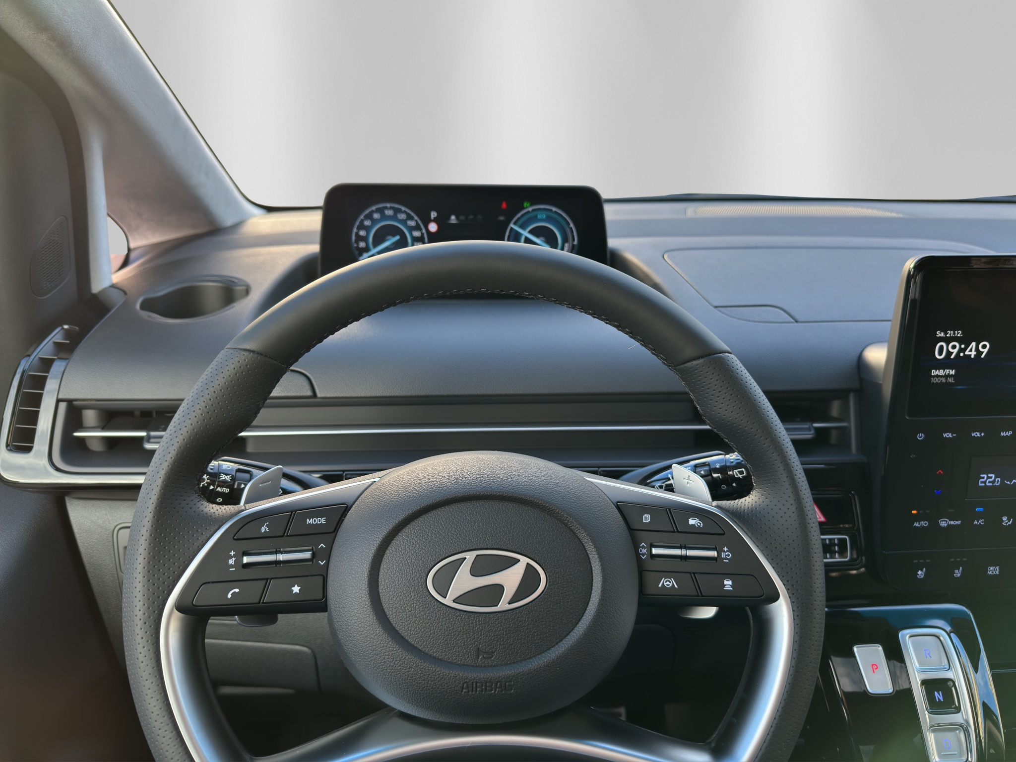 listing desktop thumbnail image 14