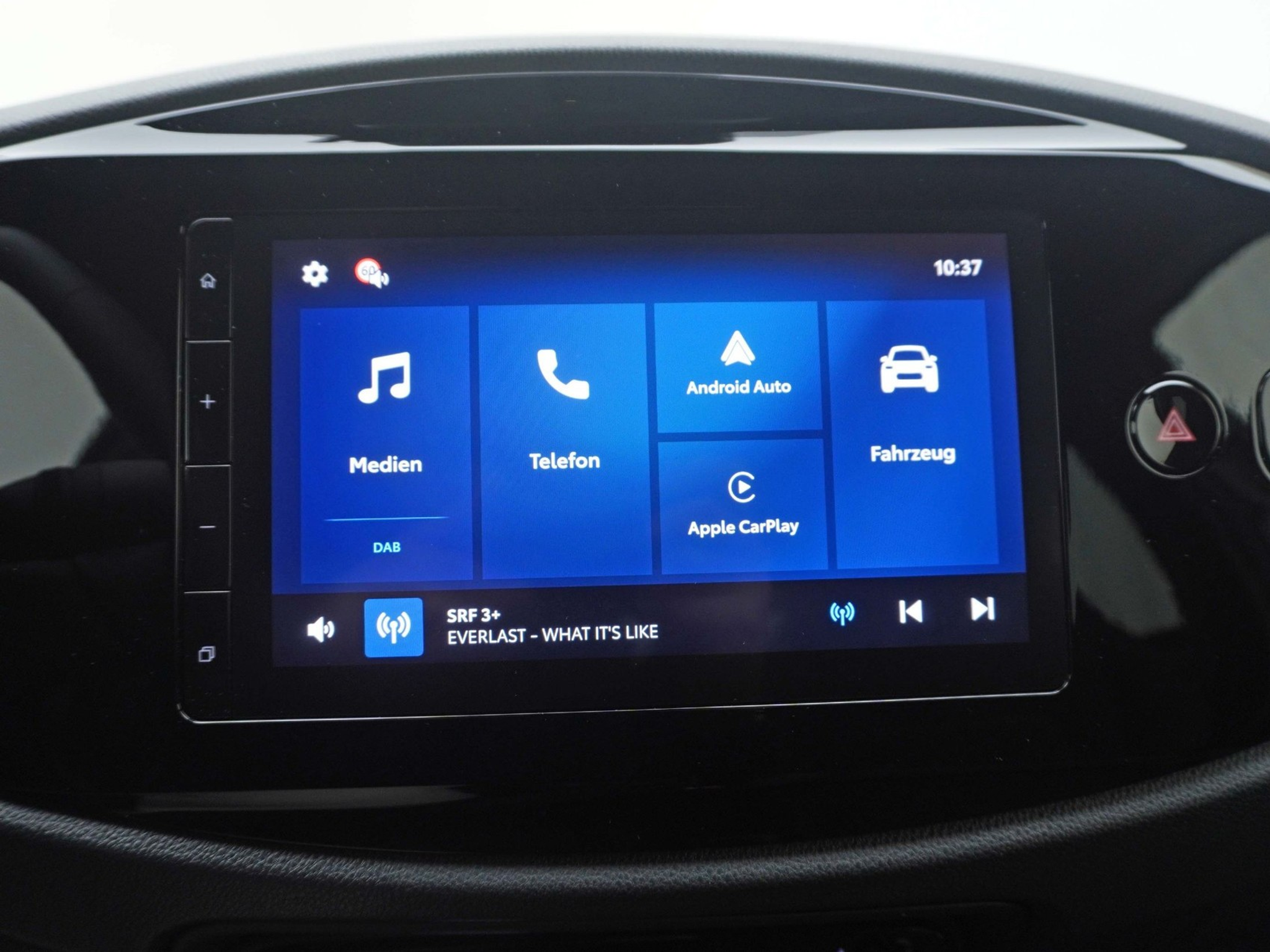 listing desktop thumbnail image 11