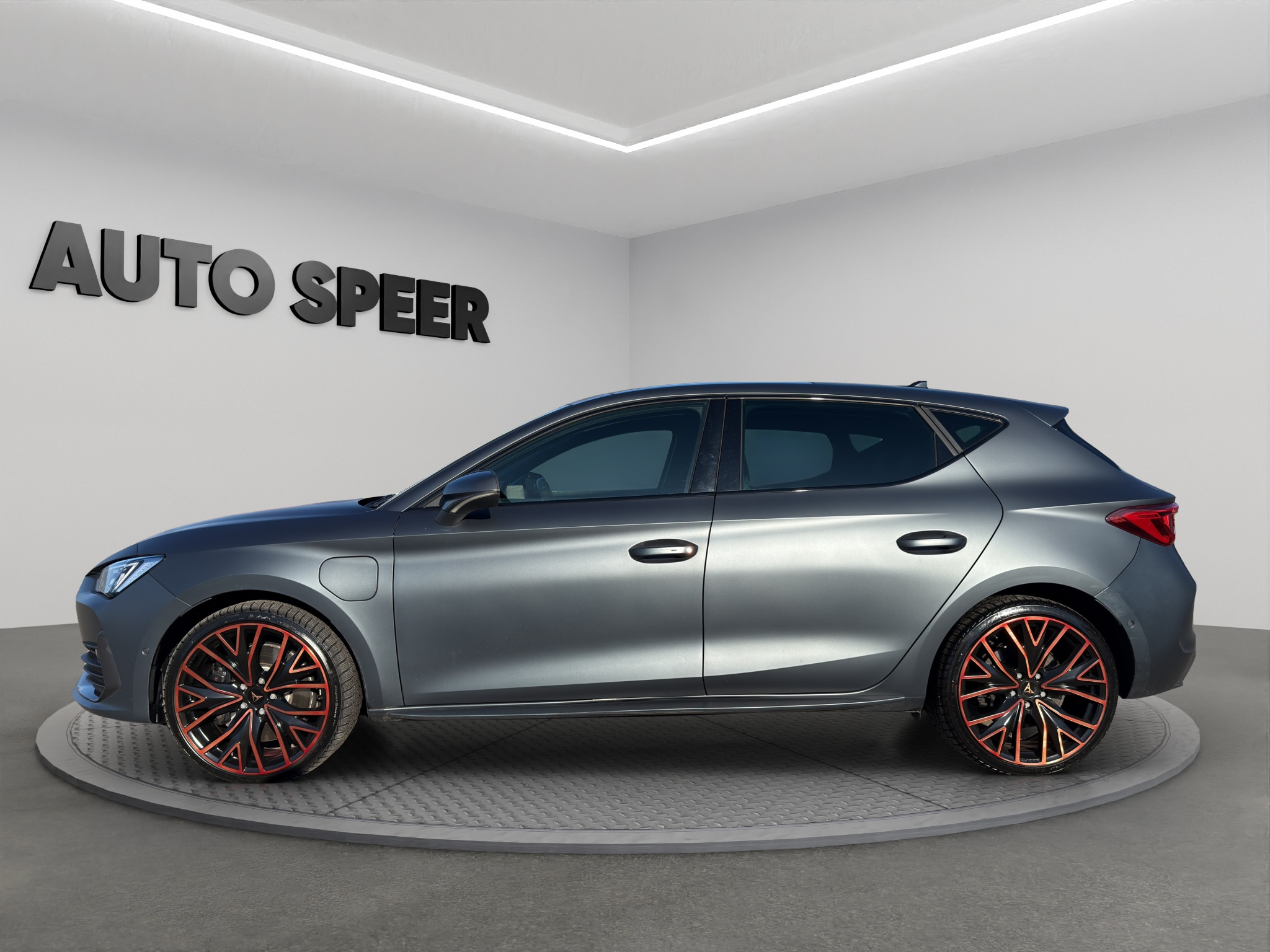 listing desktop thumbnail image 1