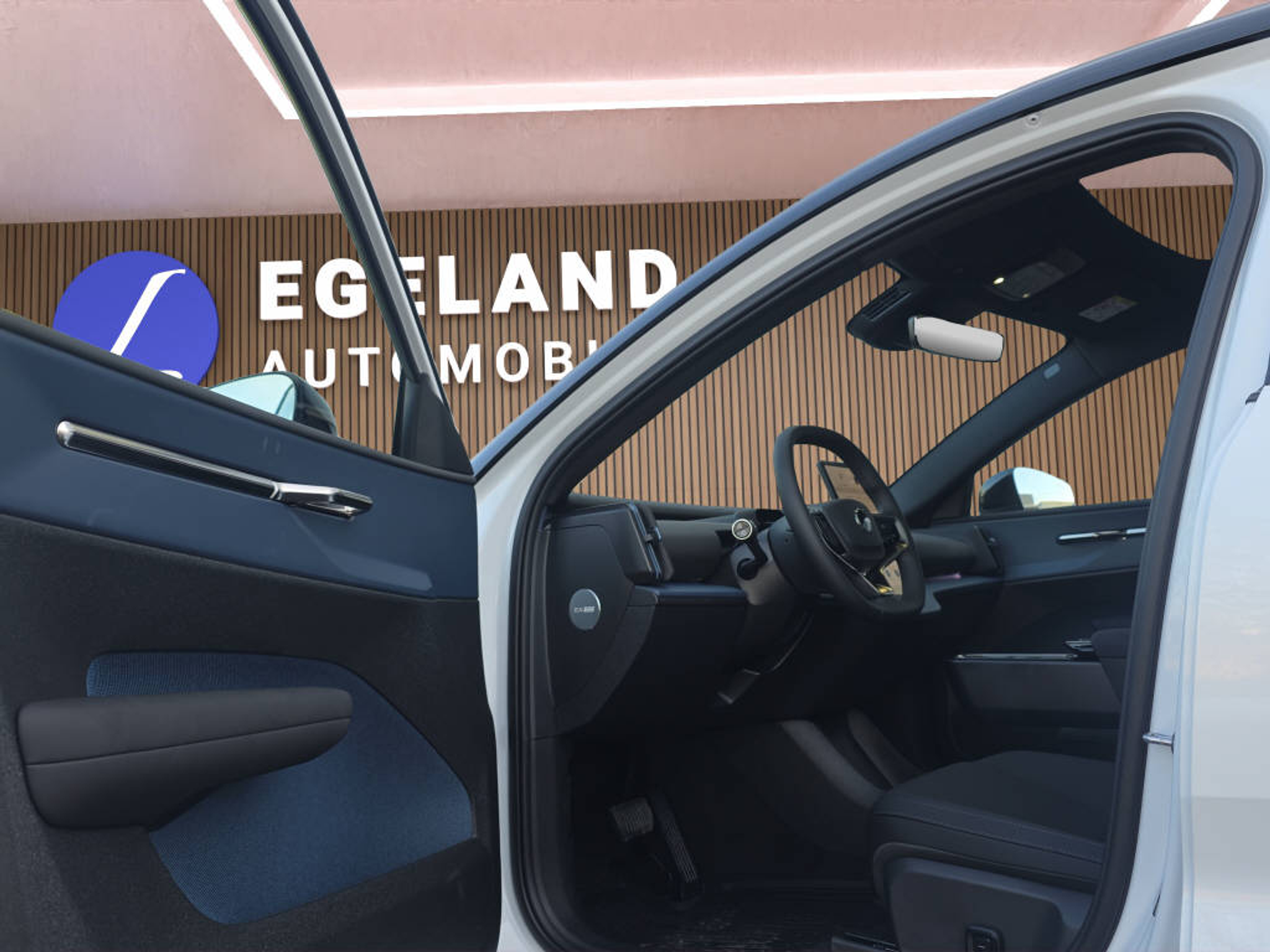 listing desktop thumbnail image 10