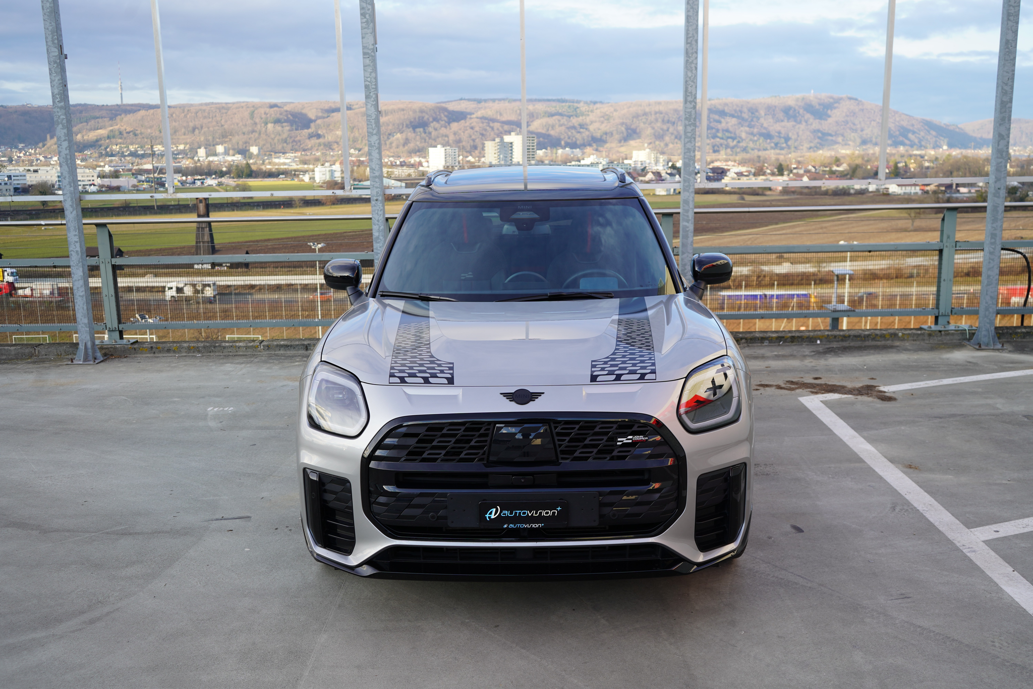 listing desktop thumbnail image 14