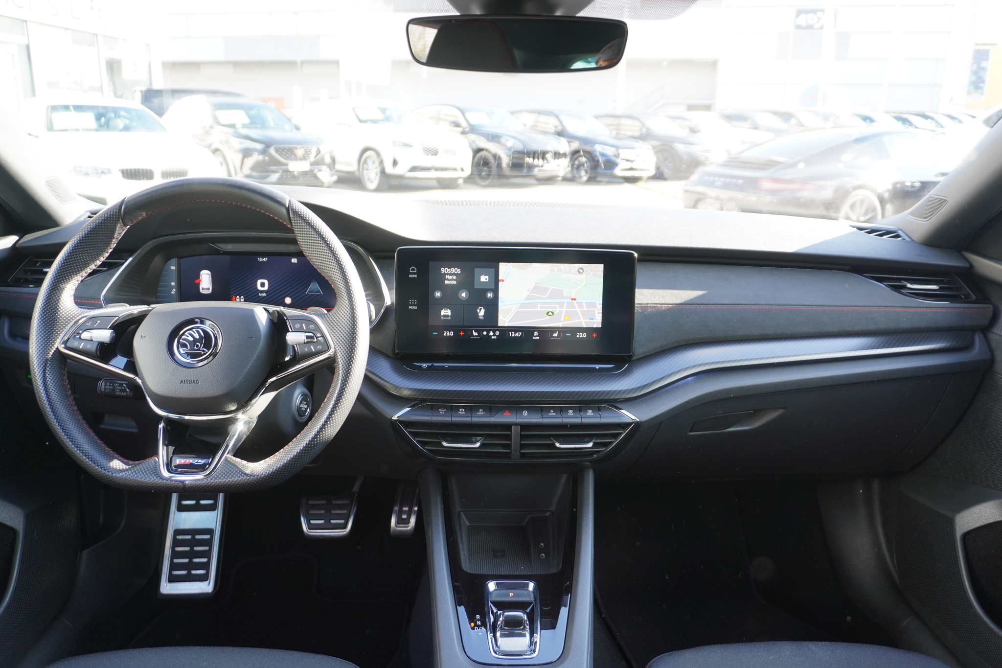 listing desktop thumbnail image 13