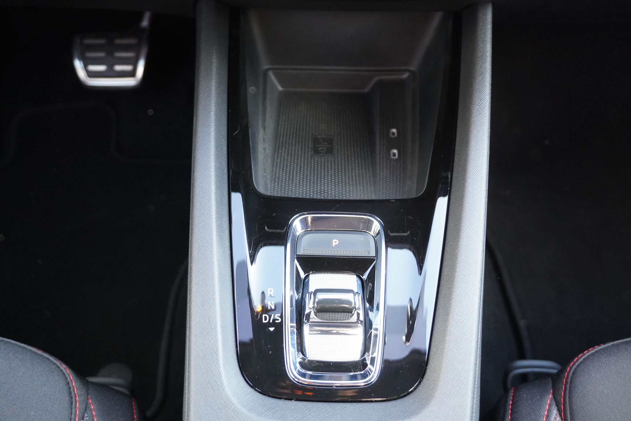 listing desktop thumbnail image 14