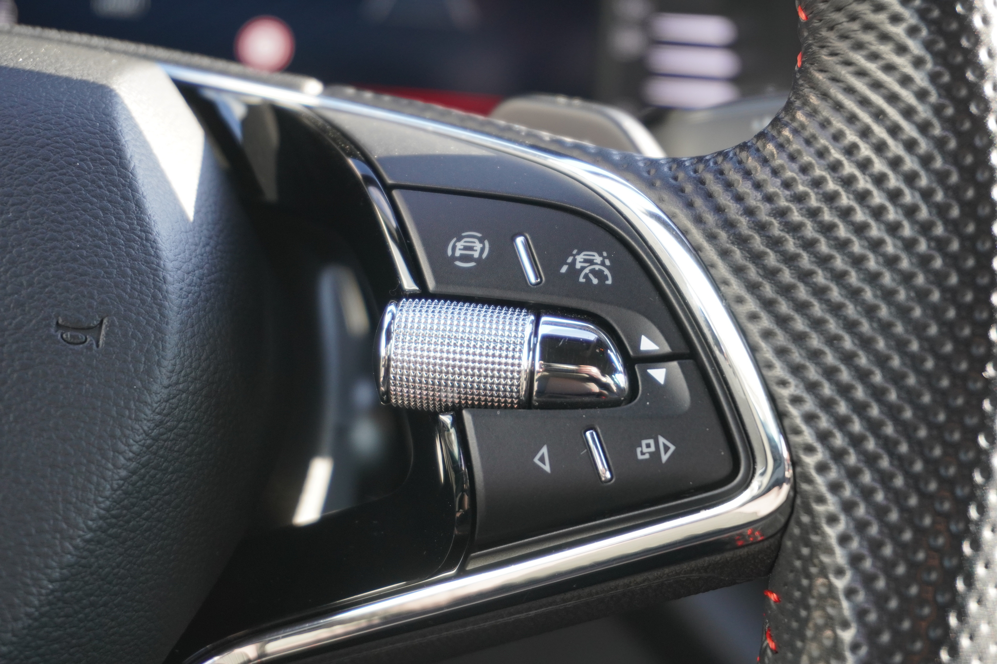 listing desktop thumbnail image 15