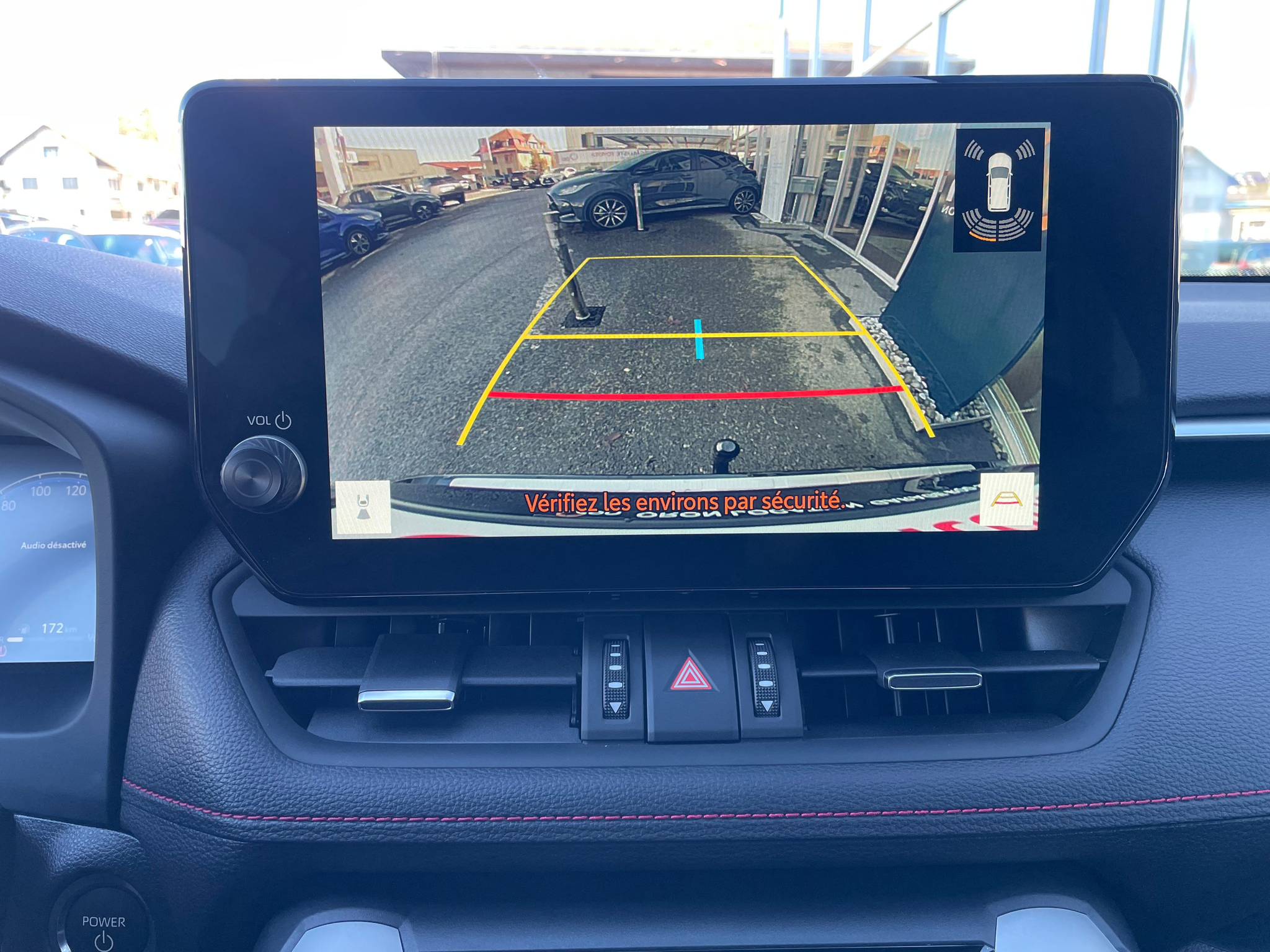 listing desktop thumbnail image 21