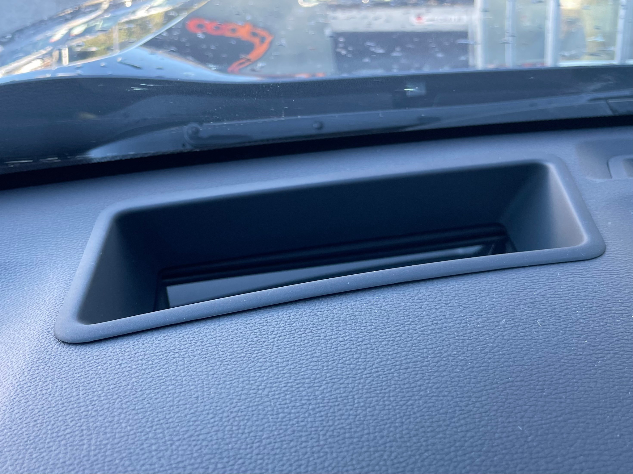 listing desktop thumbnail image 14