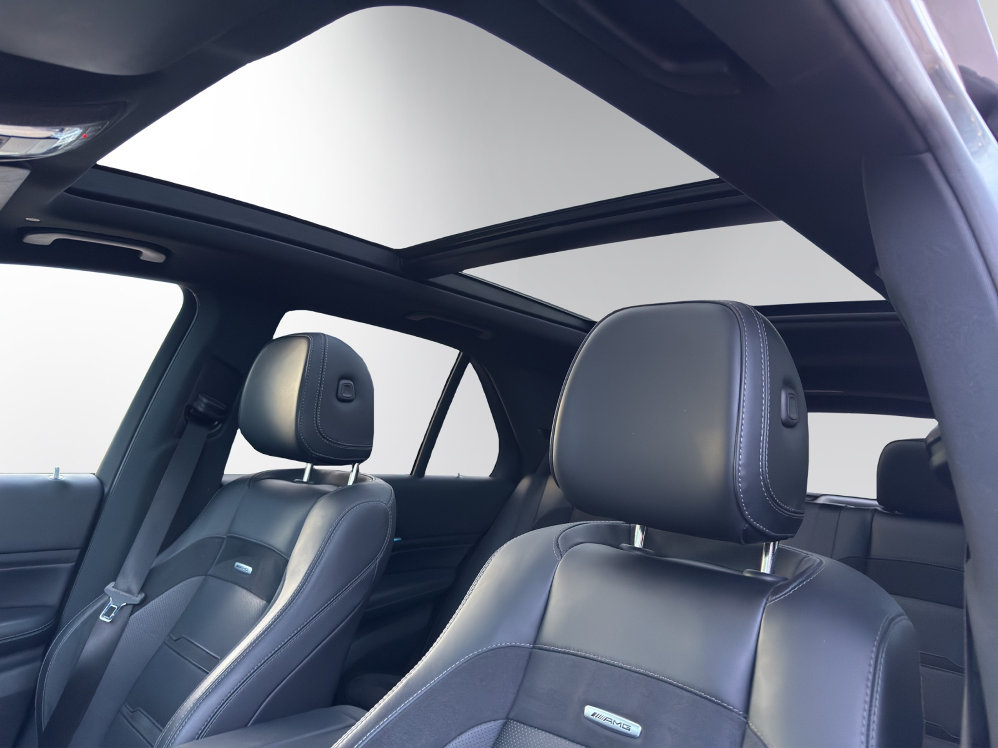 listing desktop thumbnail image 7