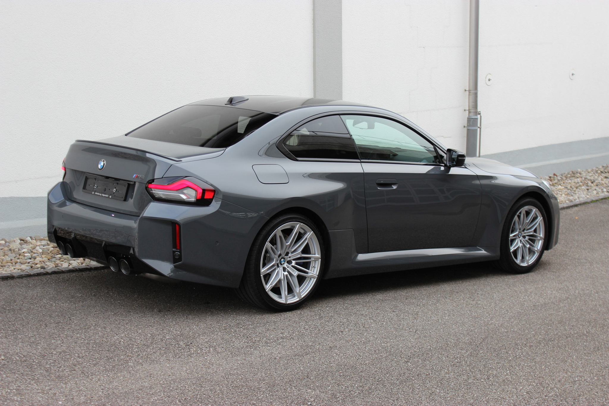 listing desktop thumbnail image 5