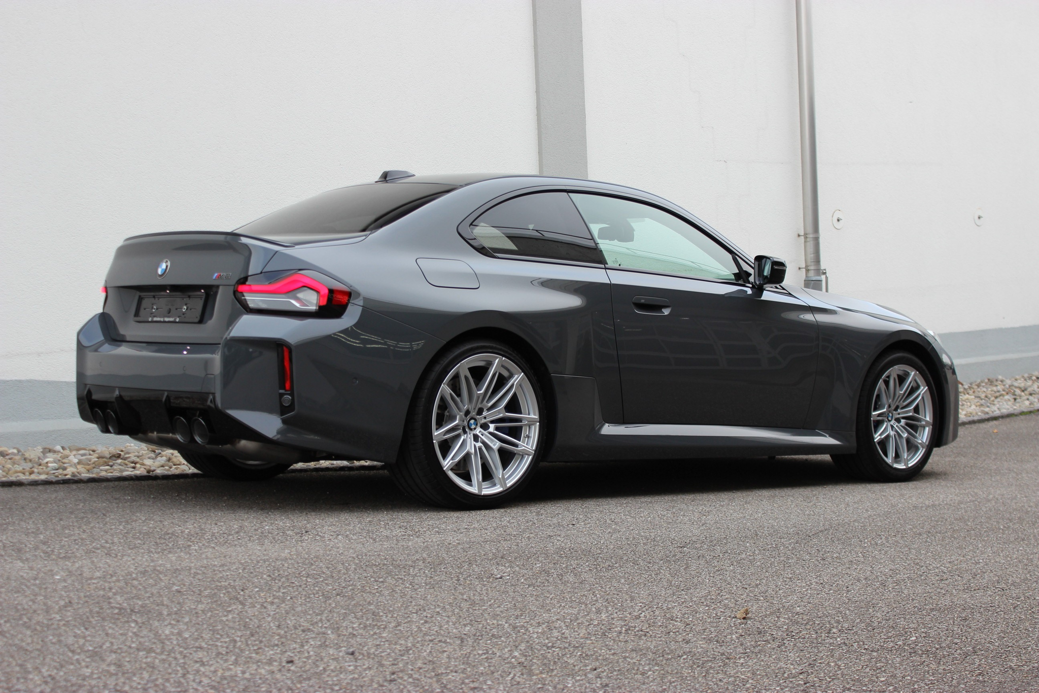 listing desktop thumbnail image 0