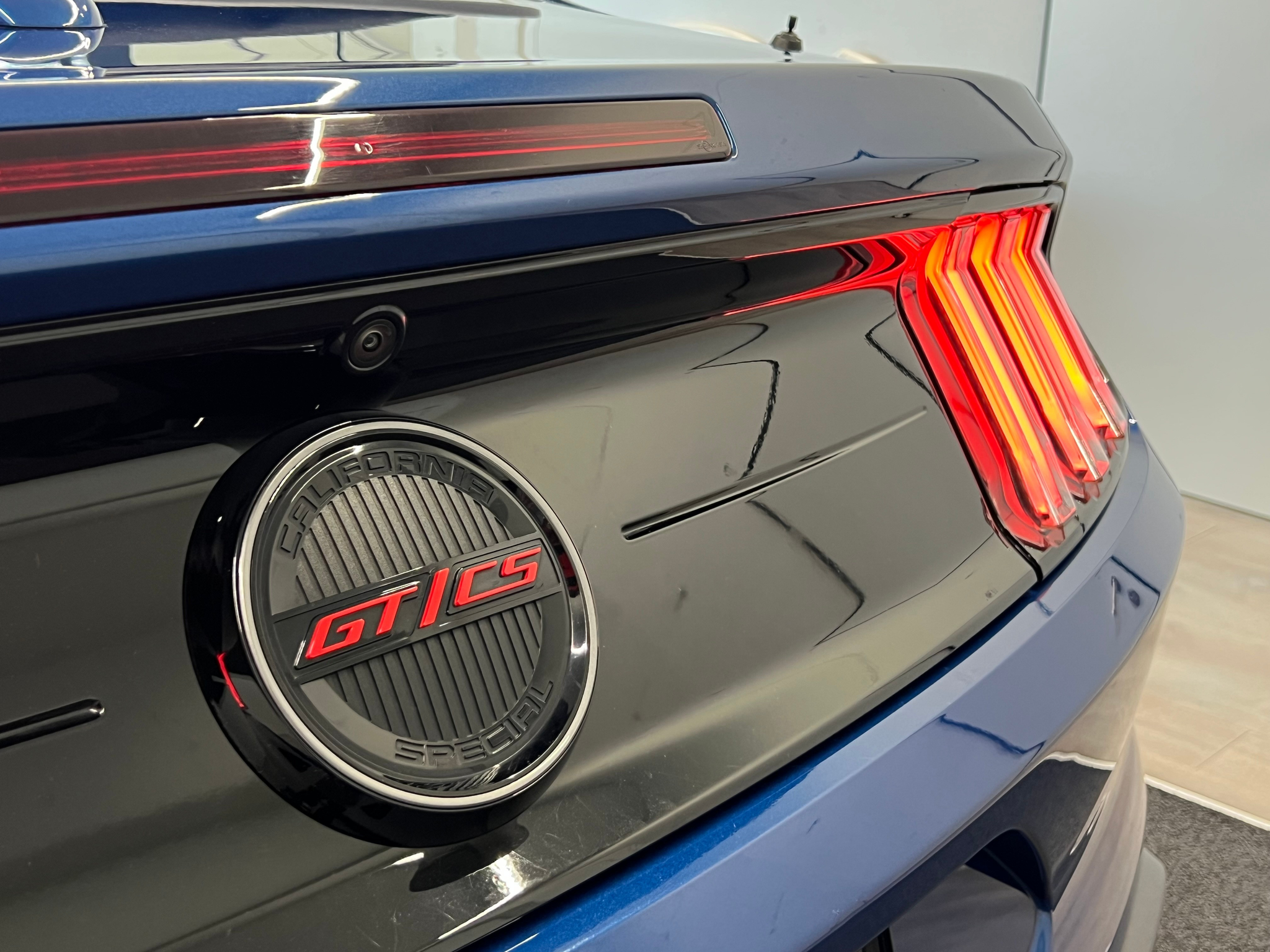 listing desktop thumbnail image 8