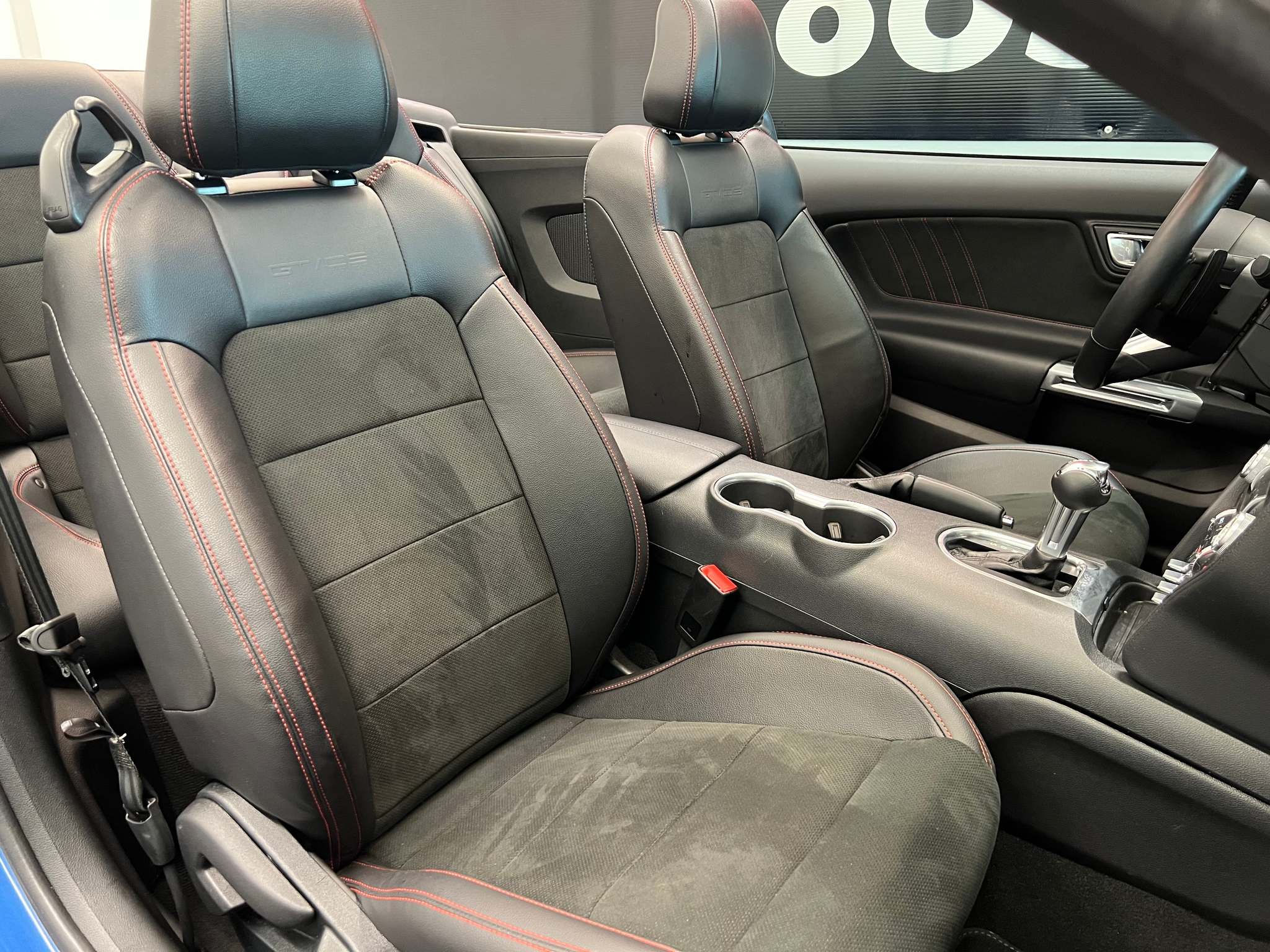 listing desktop thumbnail image 18