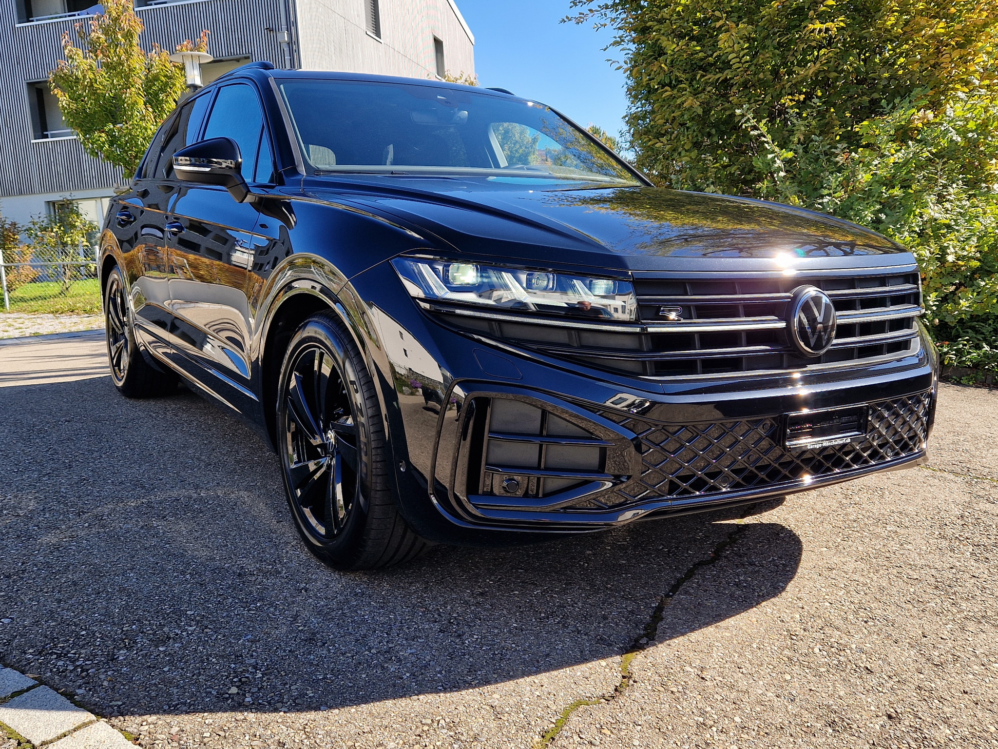 listing desktop thumbnail image 0