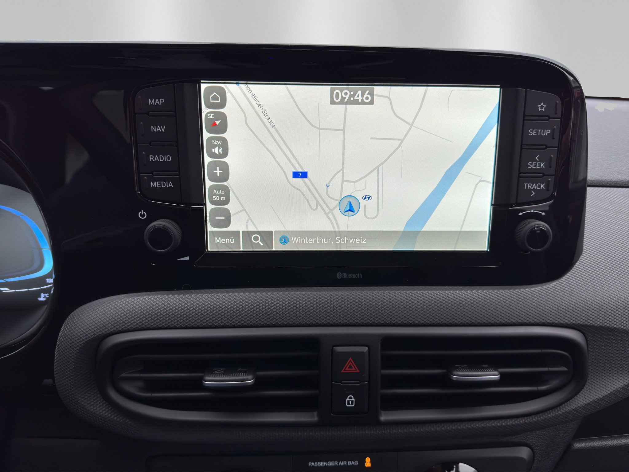 listing desktop thumbnail image 17