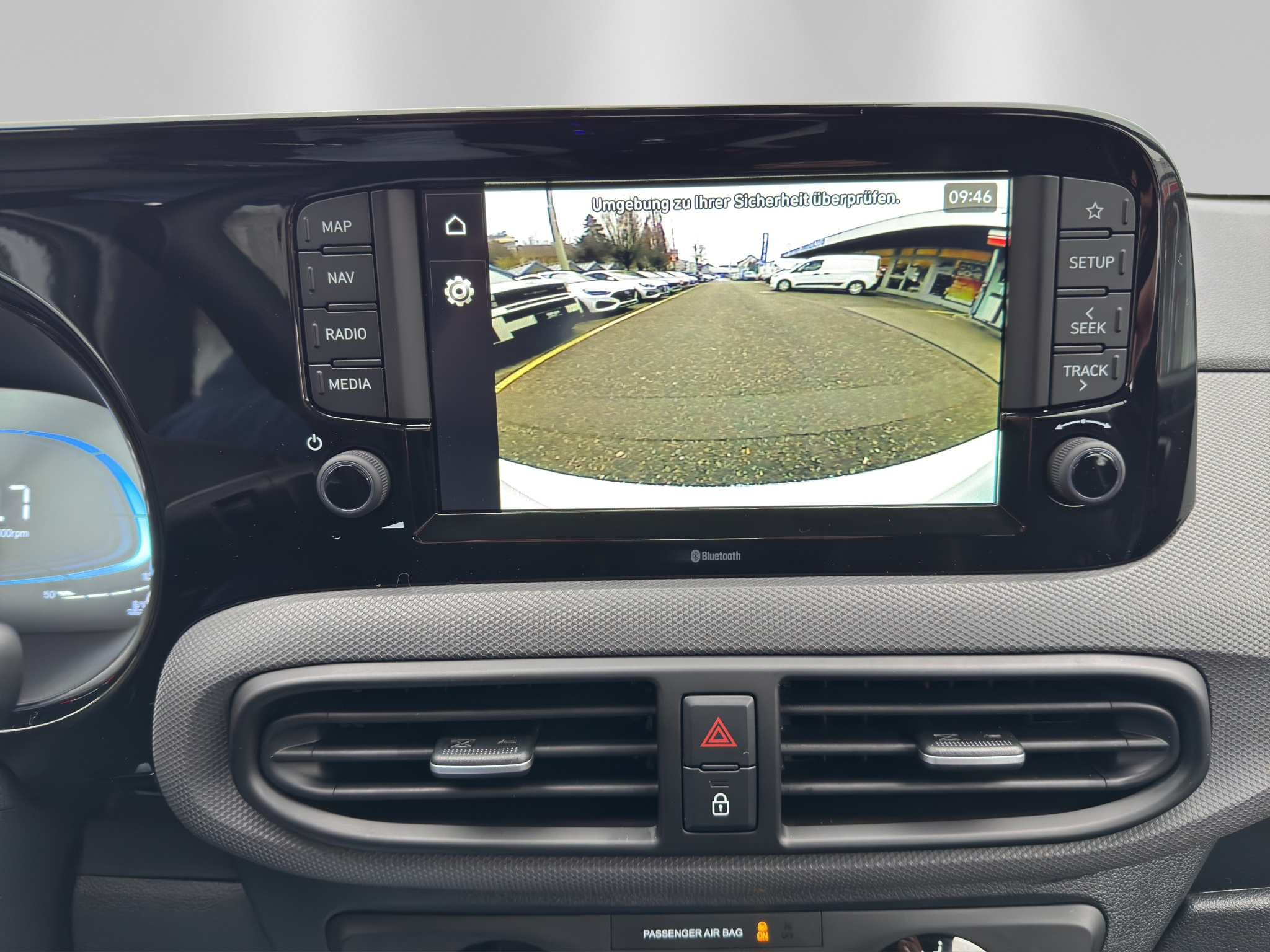 listing desktop thumbnail image 16