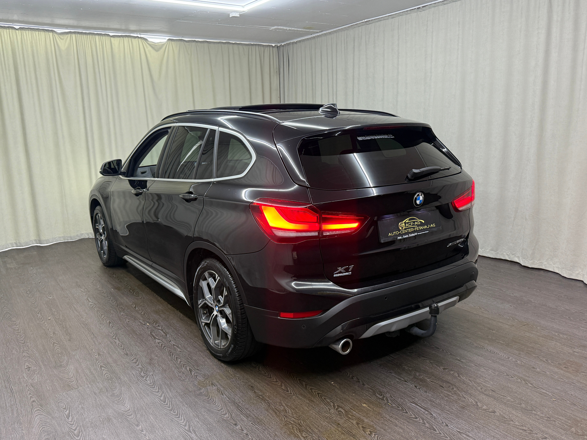 listing desktop thumbnail image 5