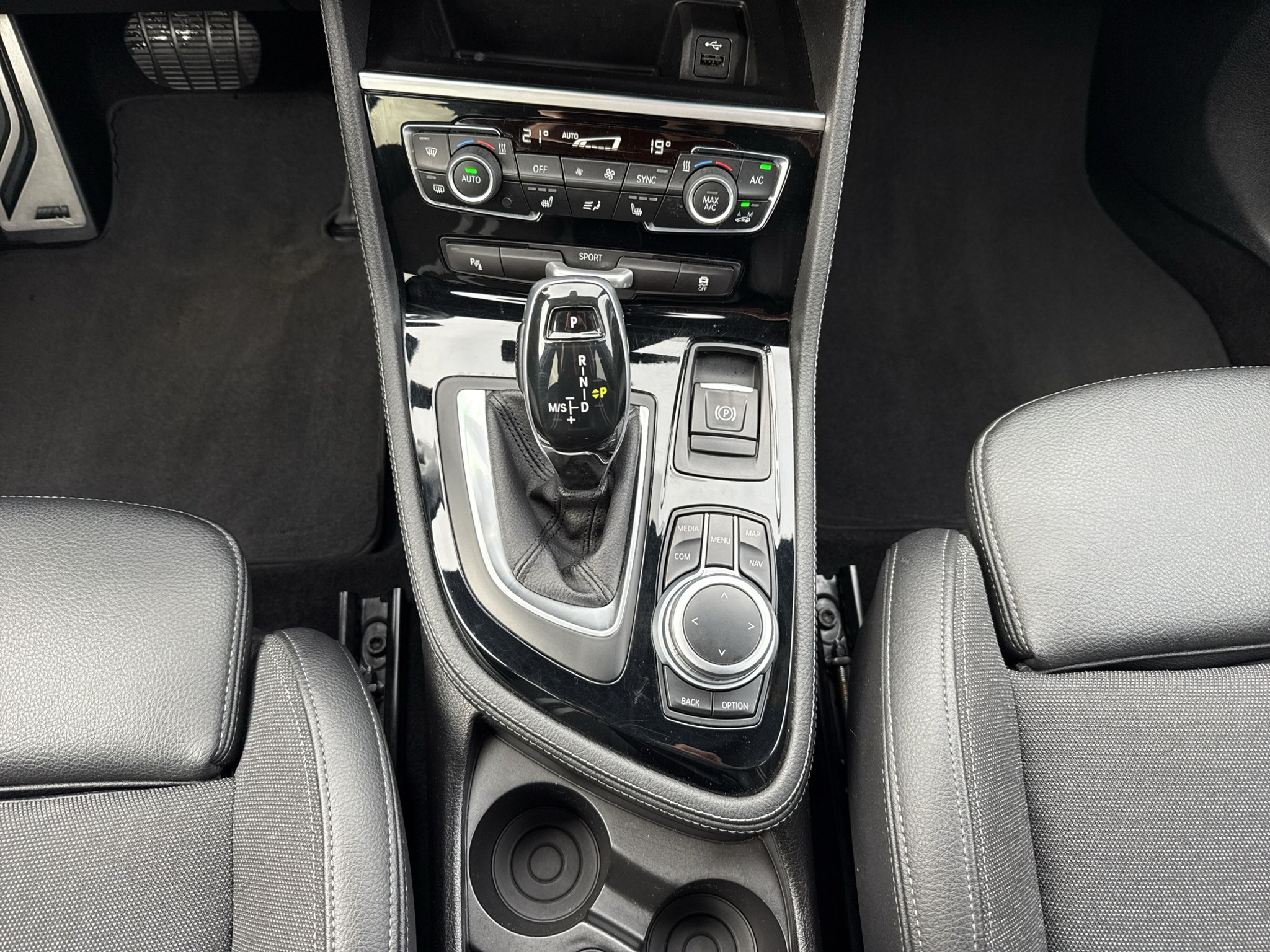 listing desktop thumbnail image 12