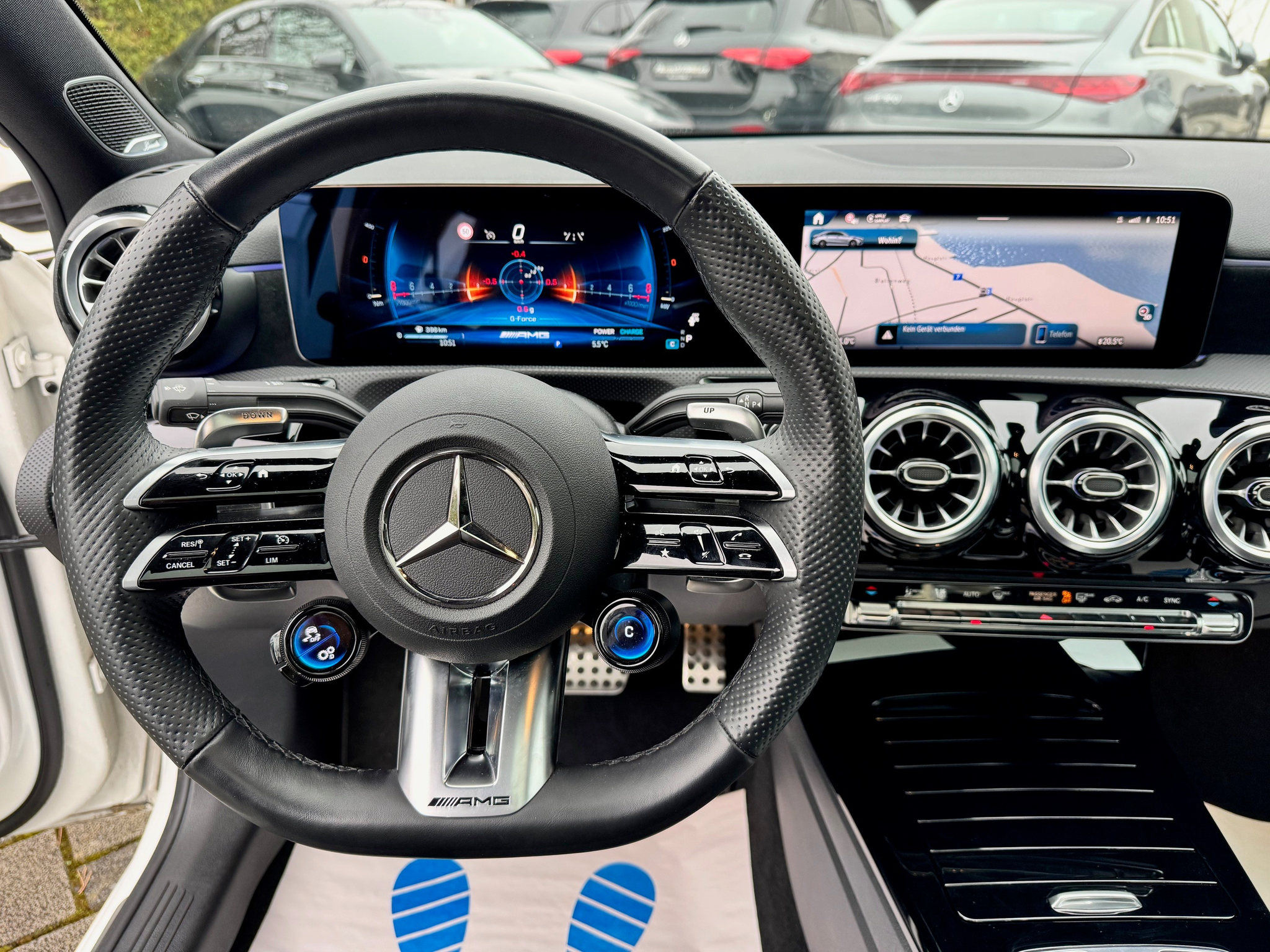 listing desktop thumbnail image 8