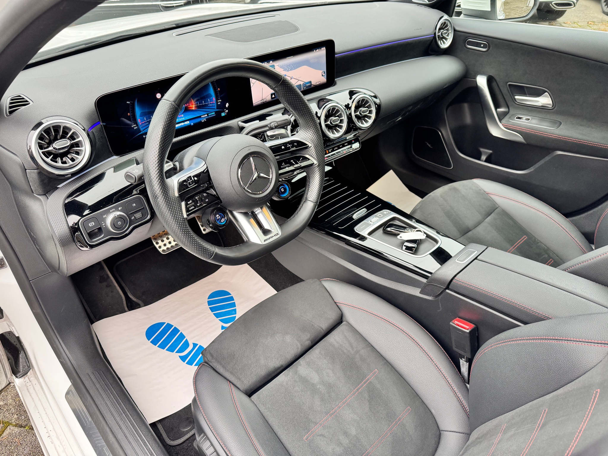 listing desktop thumbnail image 6