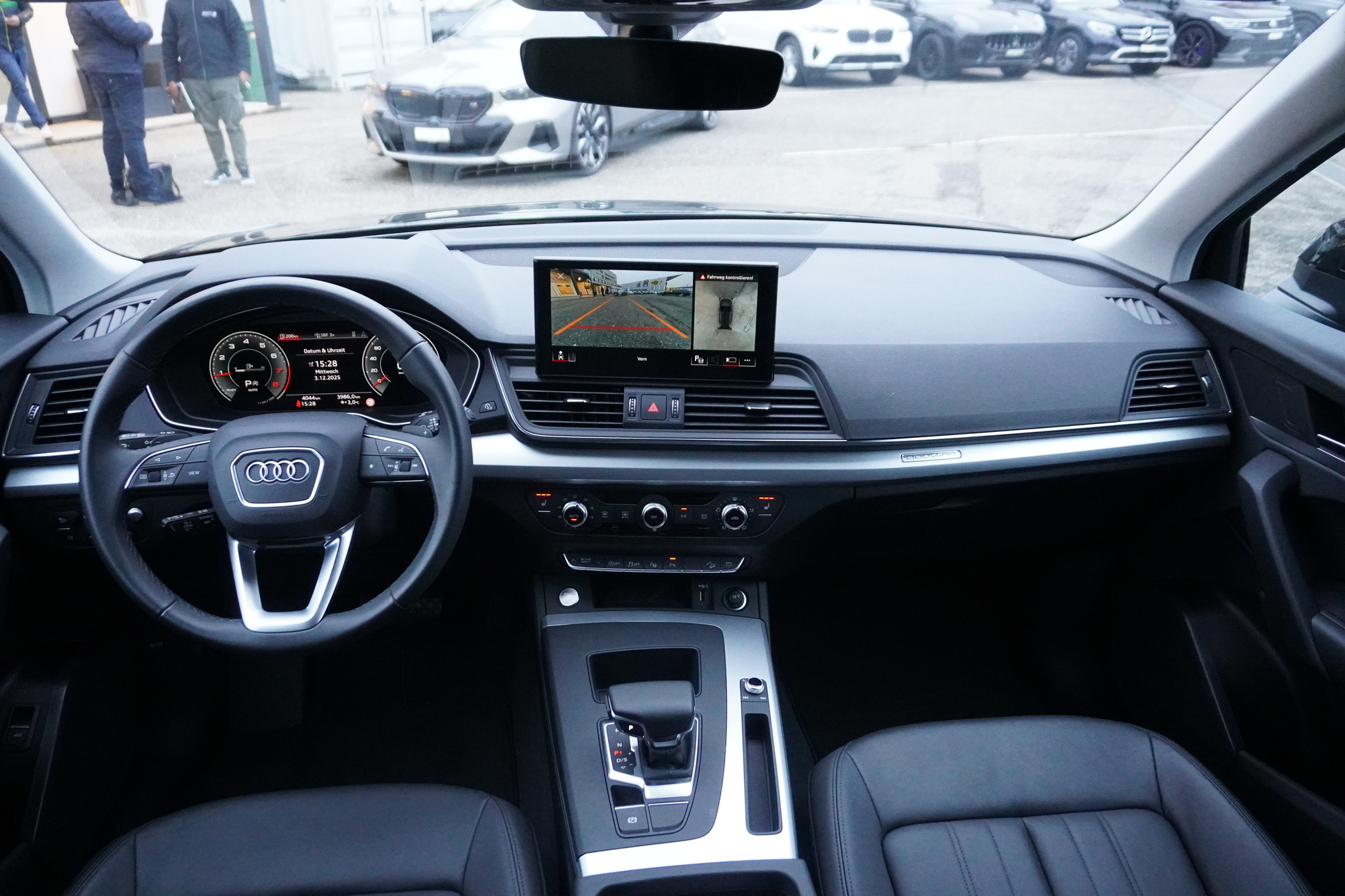 listing desktop thumbnail image 15