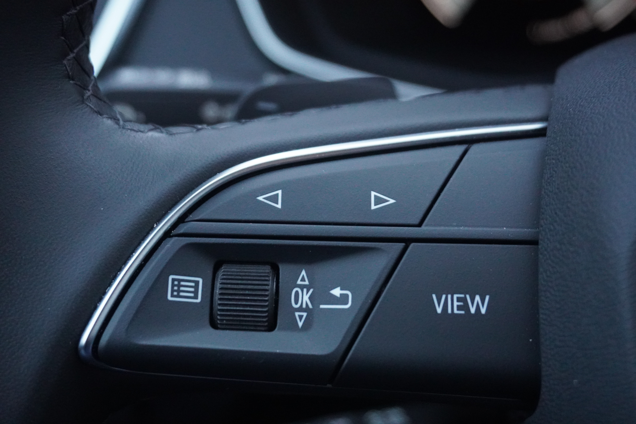 listing desktop thumbnail image 25