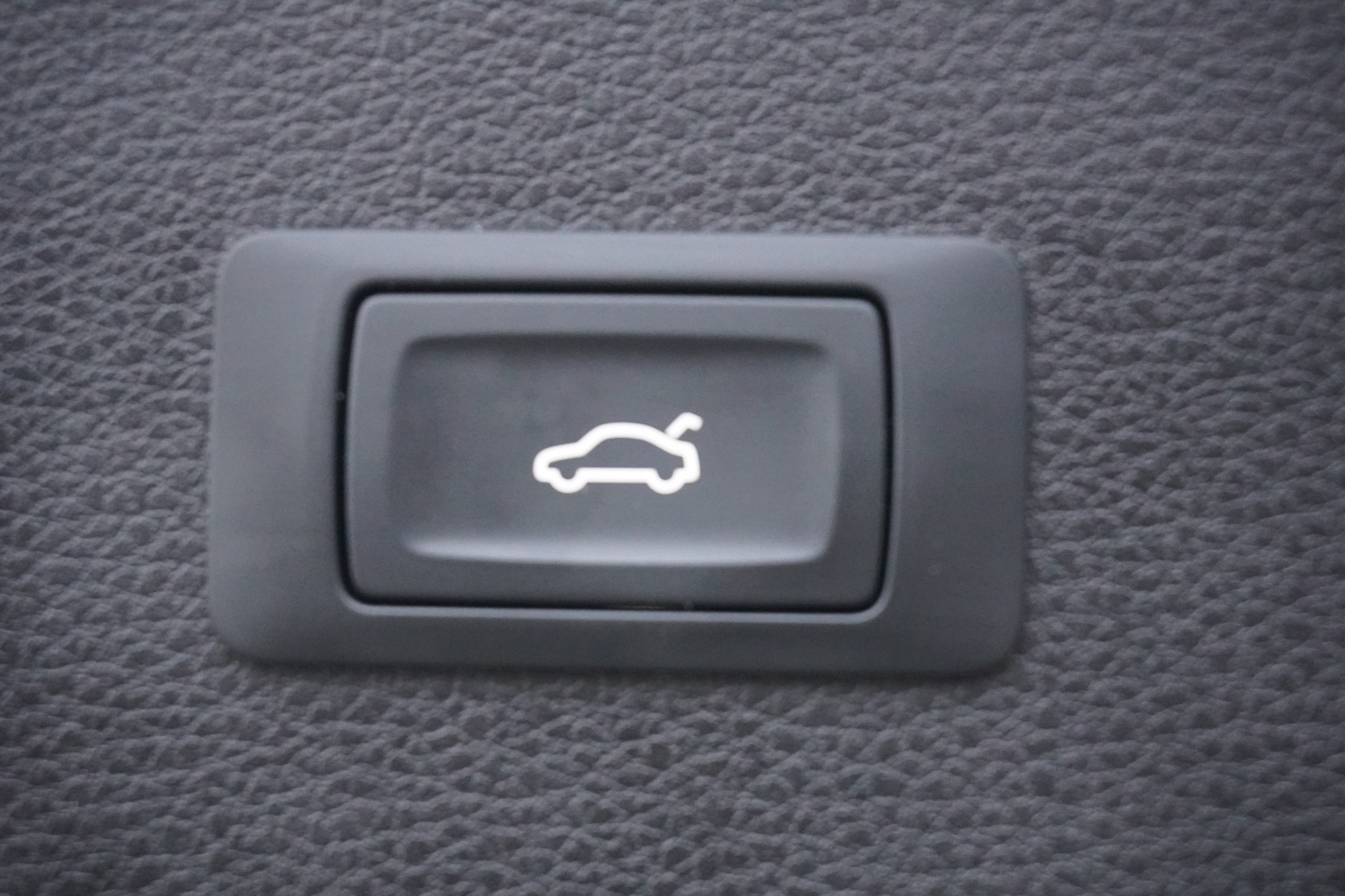 listing desktop thumbnail image 9