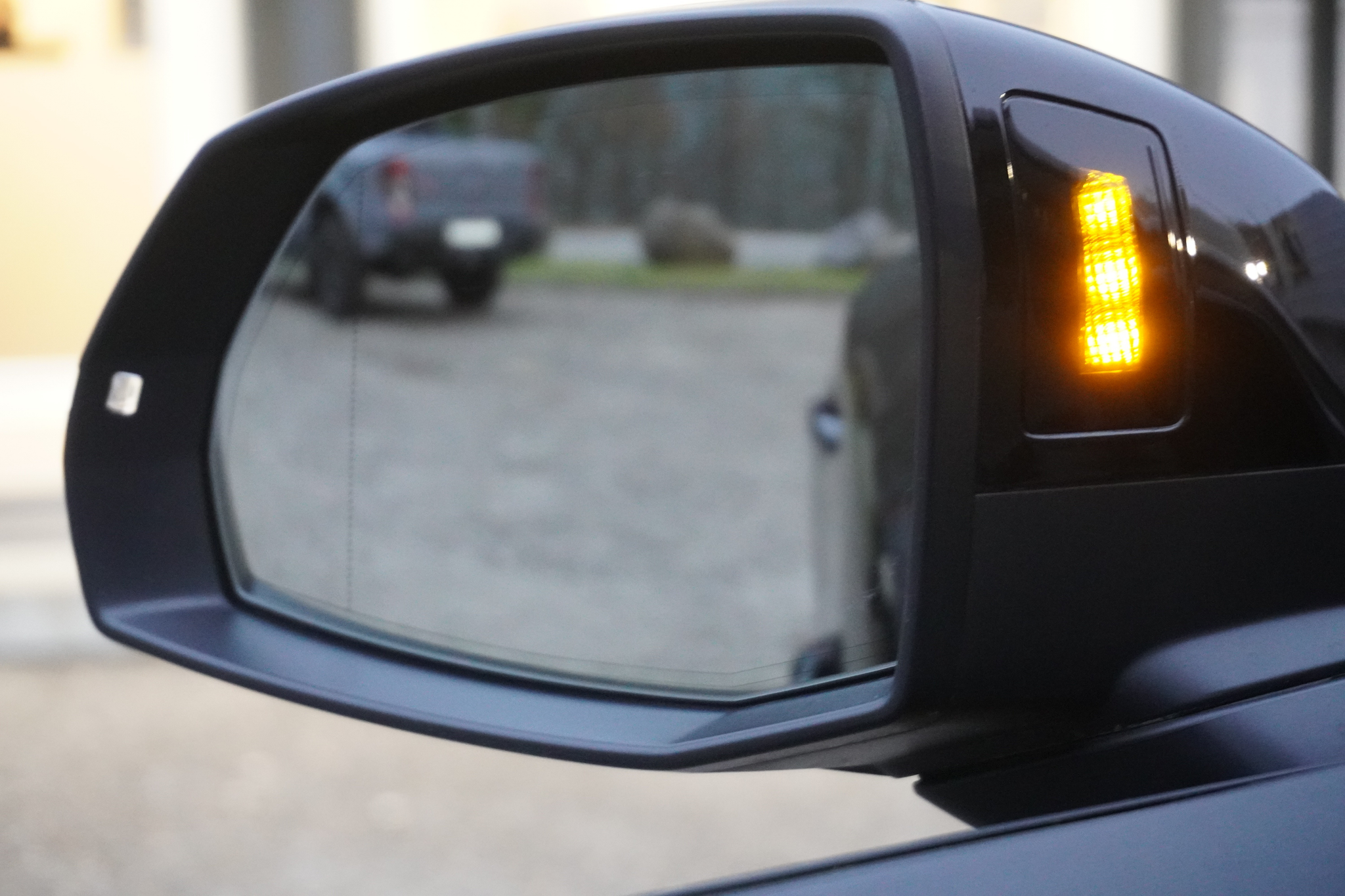 listing desktop thumbnail image 29