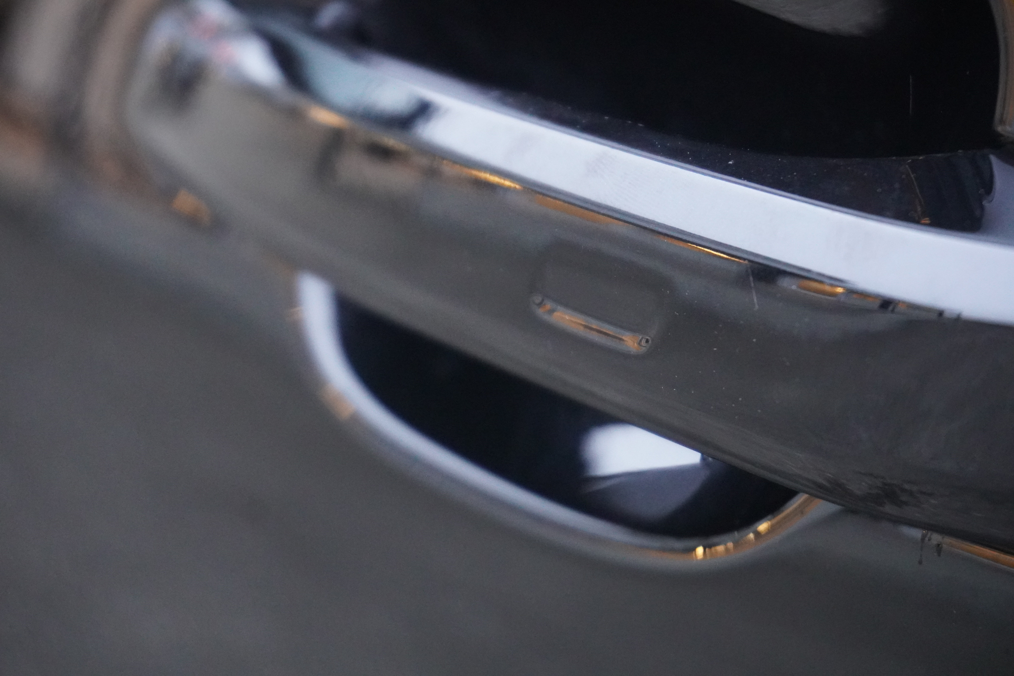 listing desktop thumbnail image 11