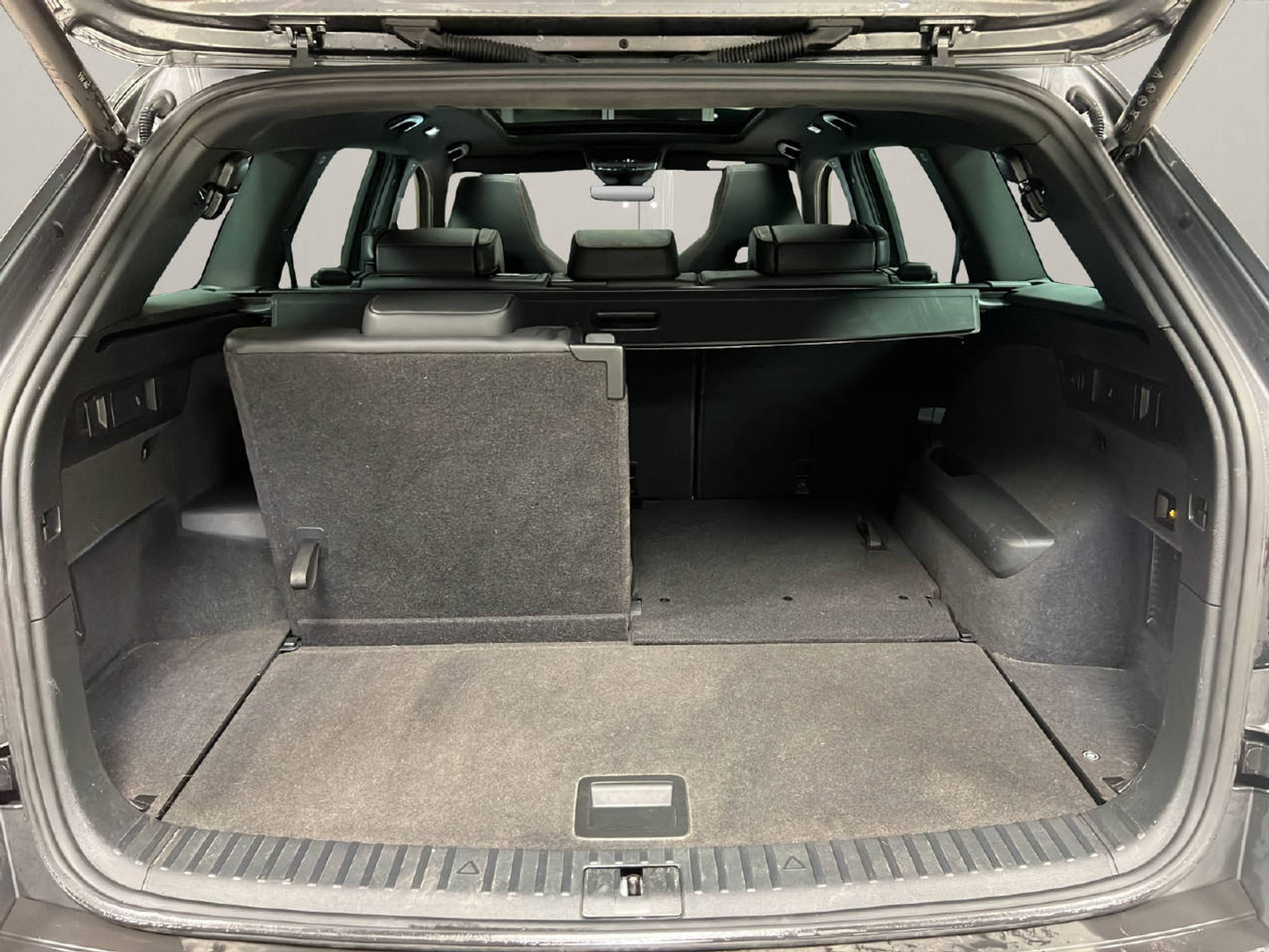 listing desktop thumbnail image 20