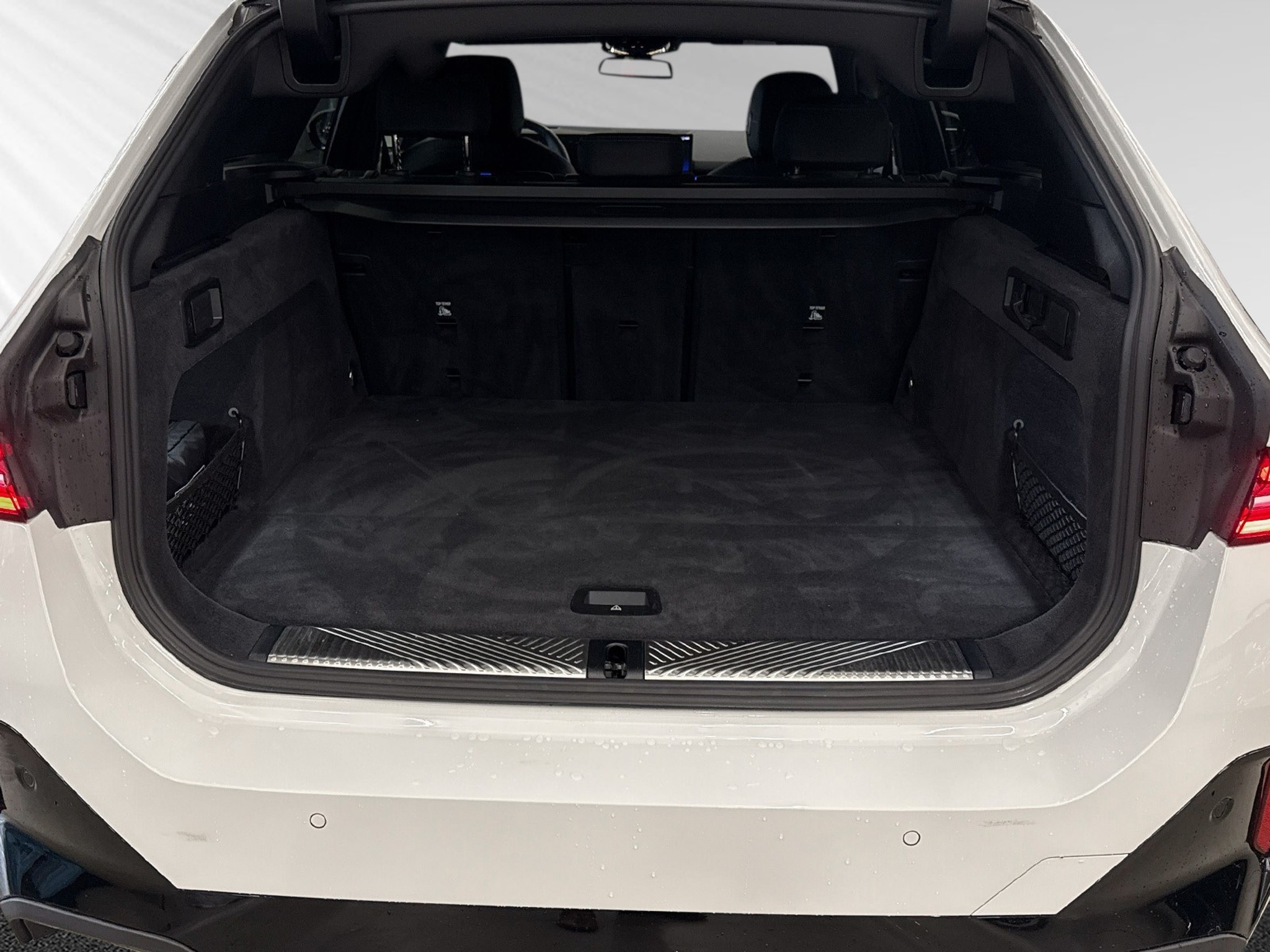 listing desktop thumbnail image 7